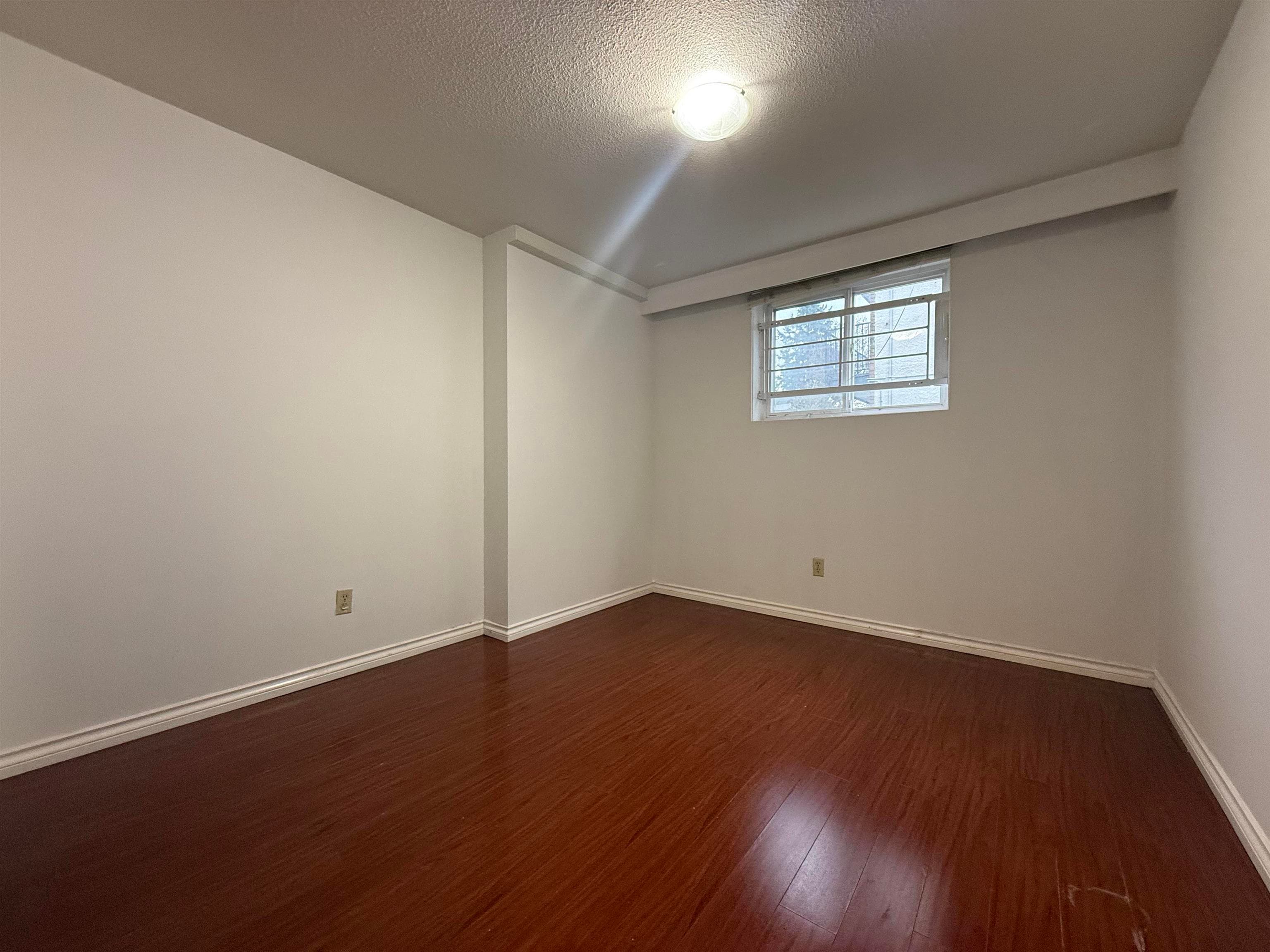 14 - 1086 W 10th Street, Vancouver, V6H 1H8 — photo 4