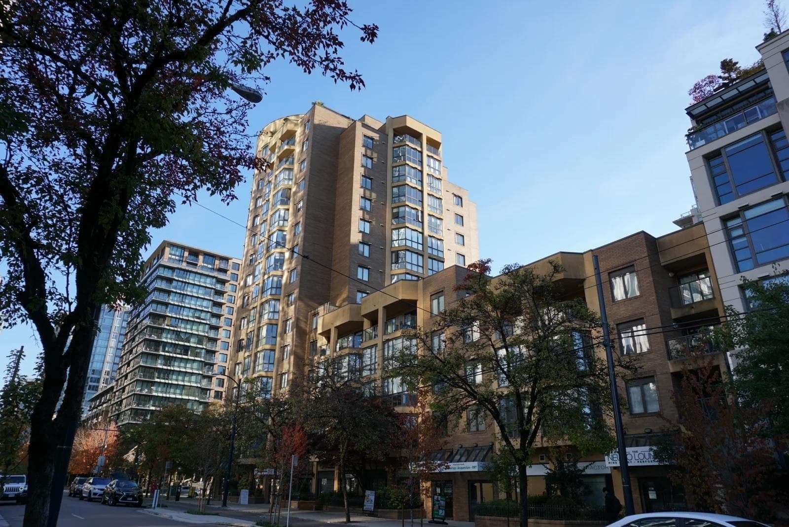 1204 - 488 Helmcken Street, Vancouver