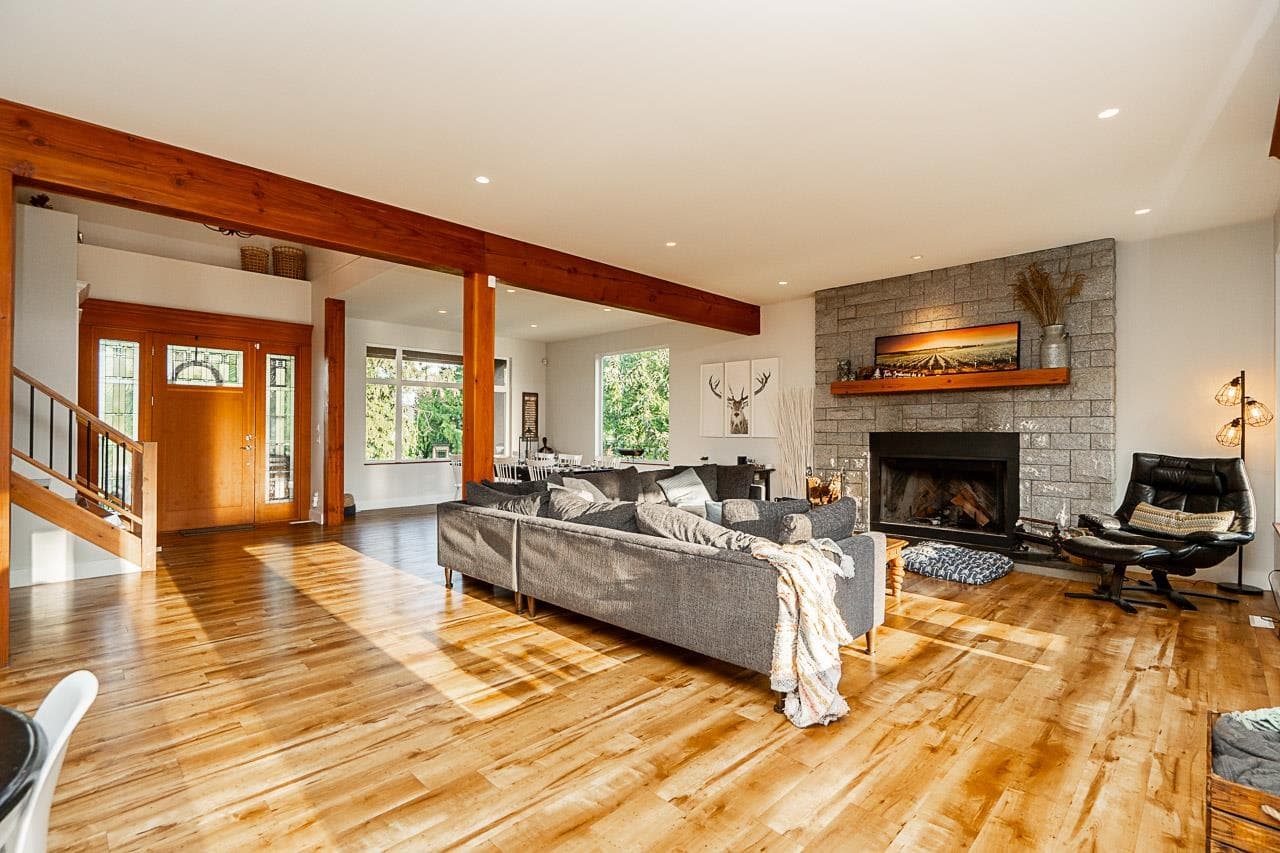 601 200 Street, Langley, V3A 4B4 — photo 4