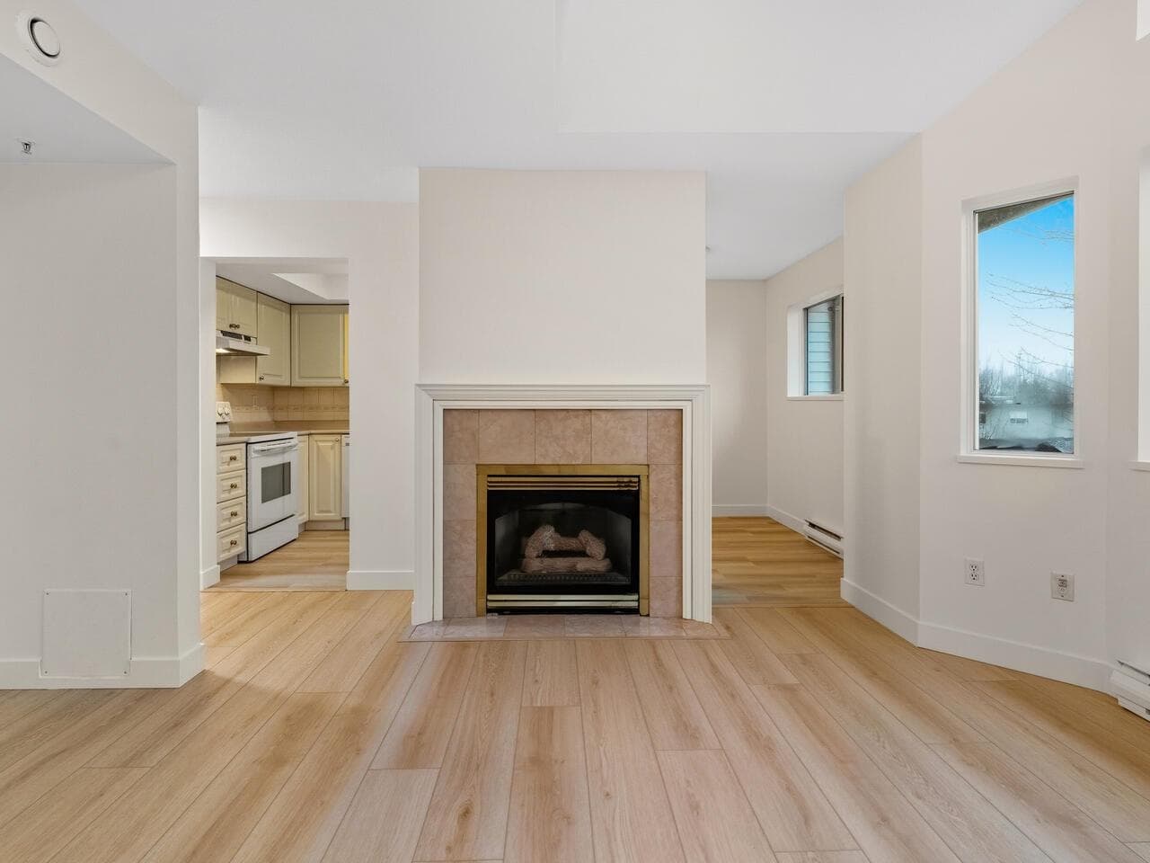 401 - 1723 Frances Street, Vancouver, V5L 1Z5 — photo 5