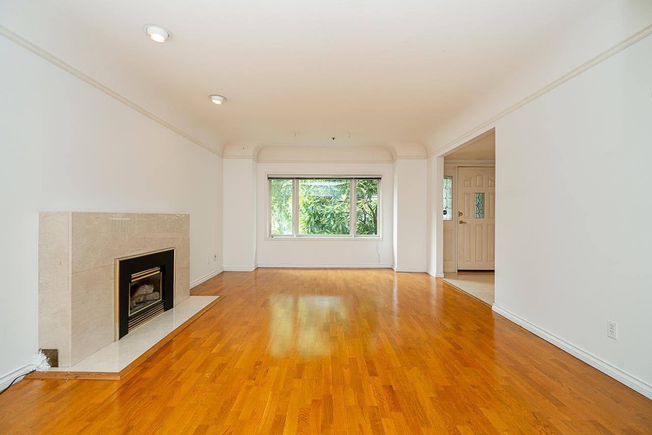 1796 W 14th Avenue, Vancouver, V6J 2J7 — photo 2