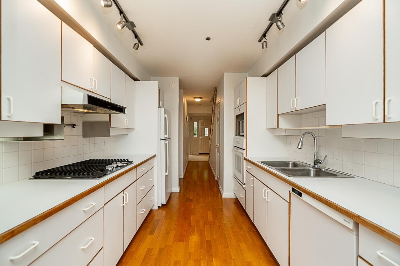 1796 W 14th Avenue, Vancouver, V6J 2J7 — photo 5