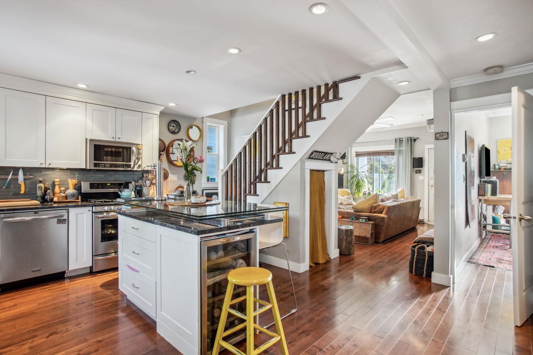 3617 Adanac Street, Vancouver, V5K 2P7 — photo 1