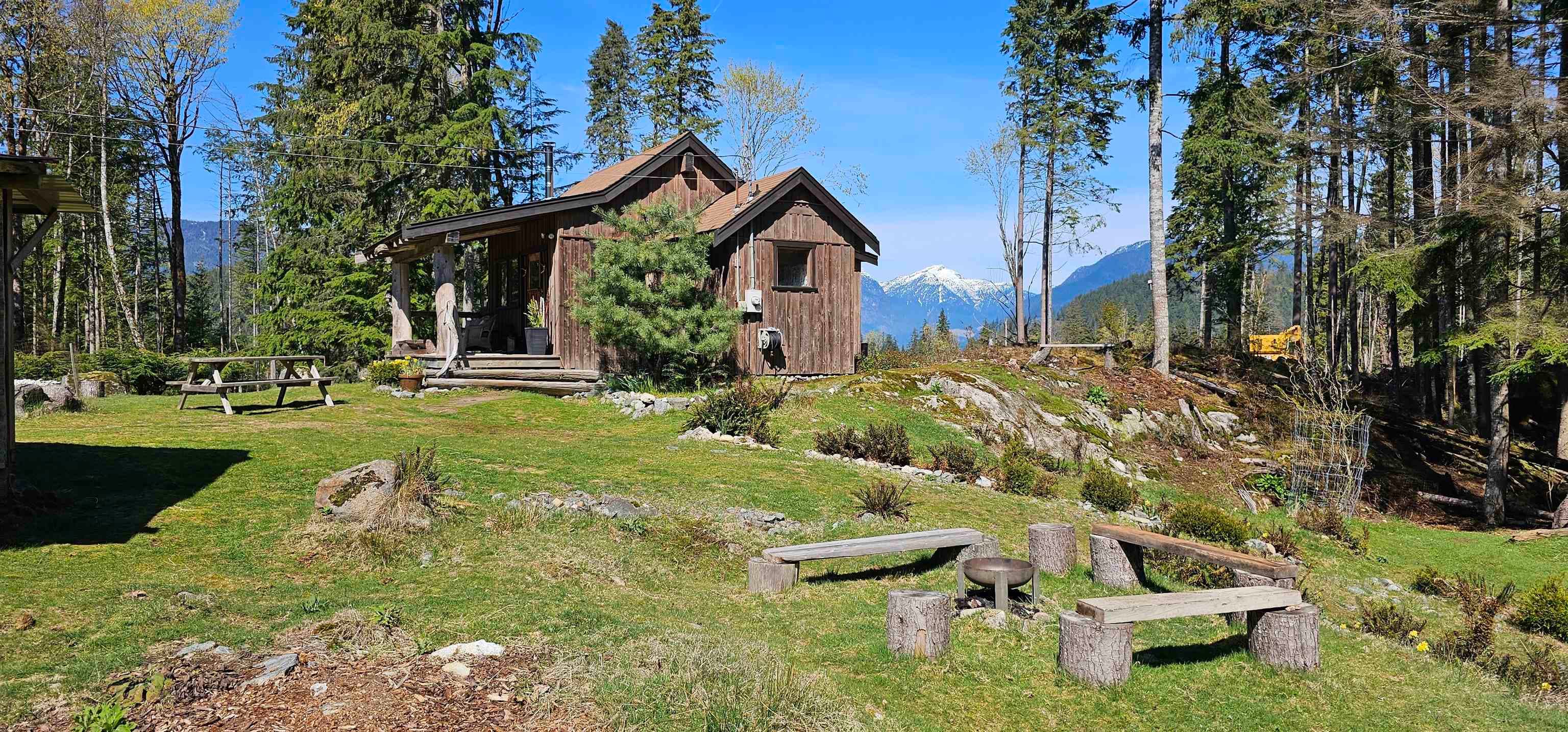 2236 Mountain Road, Gambier Island, V0N 1V0 — photo 2