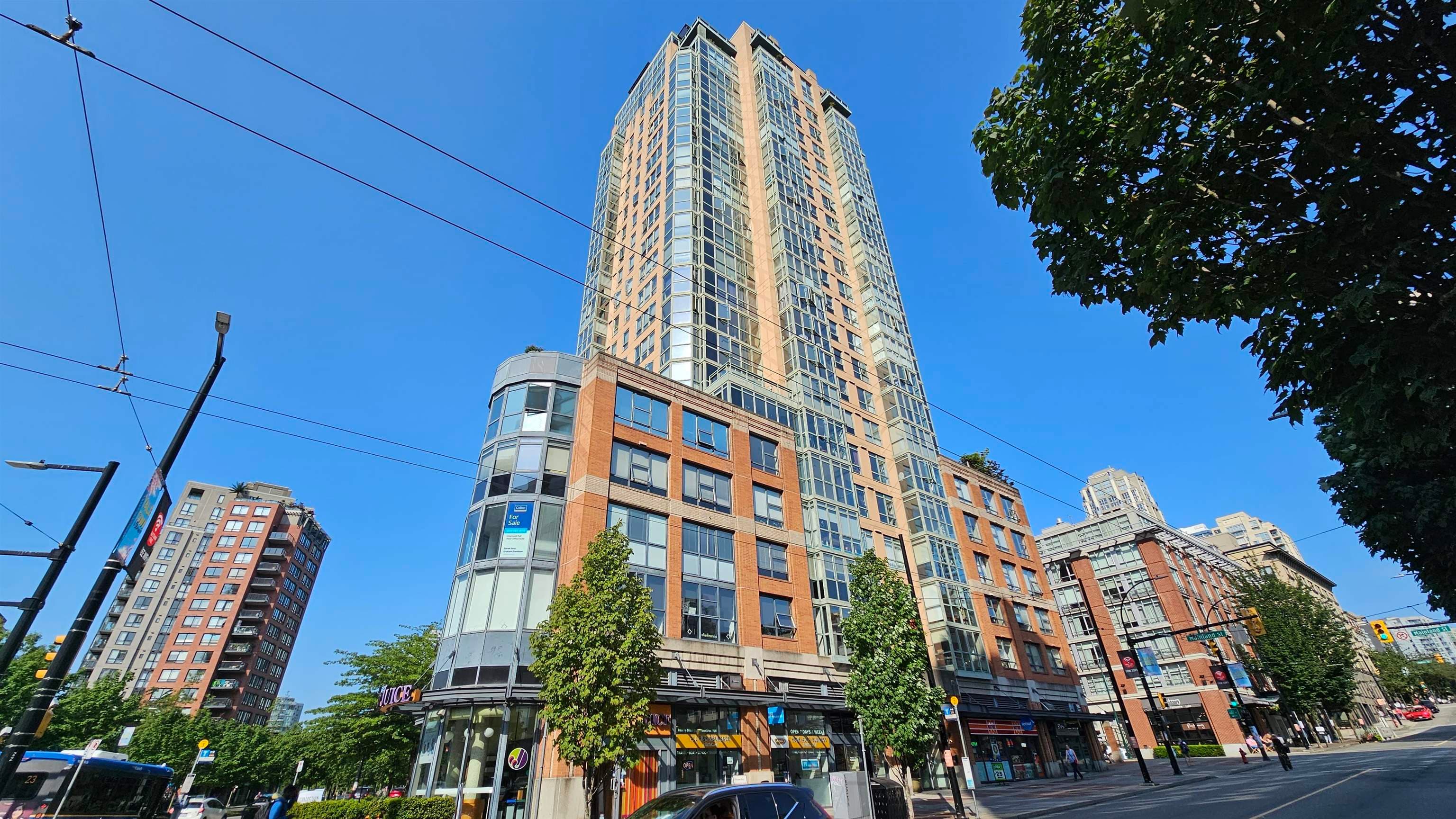 1233 Pacific Boulevard, Vancouver, V6Z 2R6 — photo 4