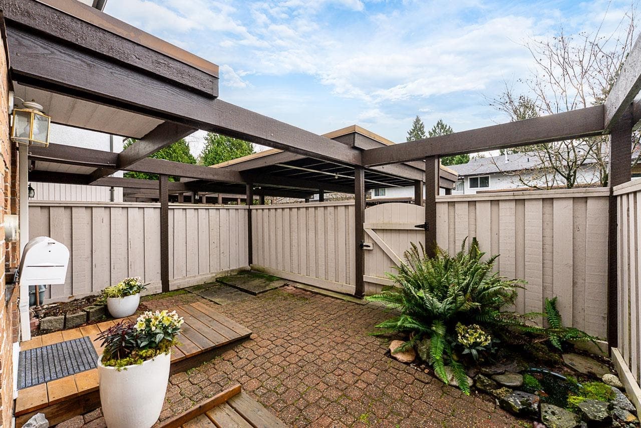 15 - 3046 Coast Meridian Road, Port Coquitlam, V3B 5B6 — photo 4