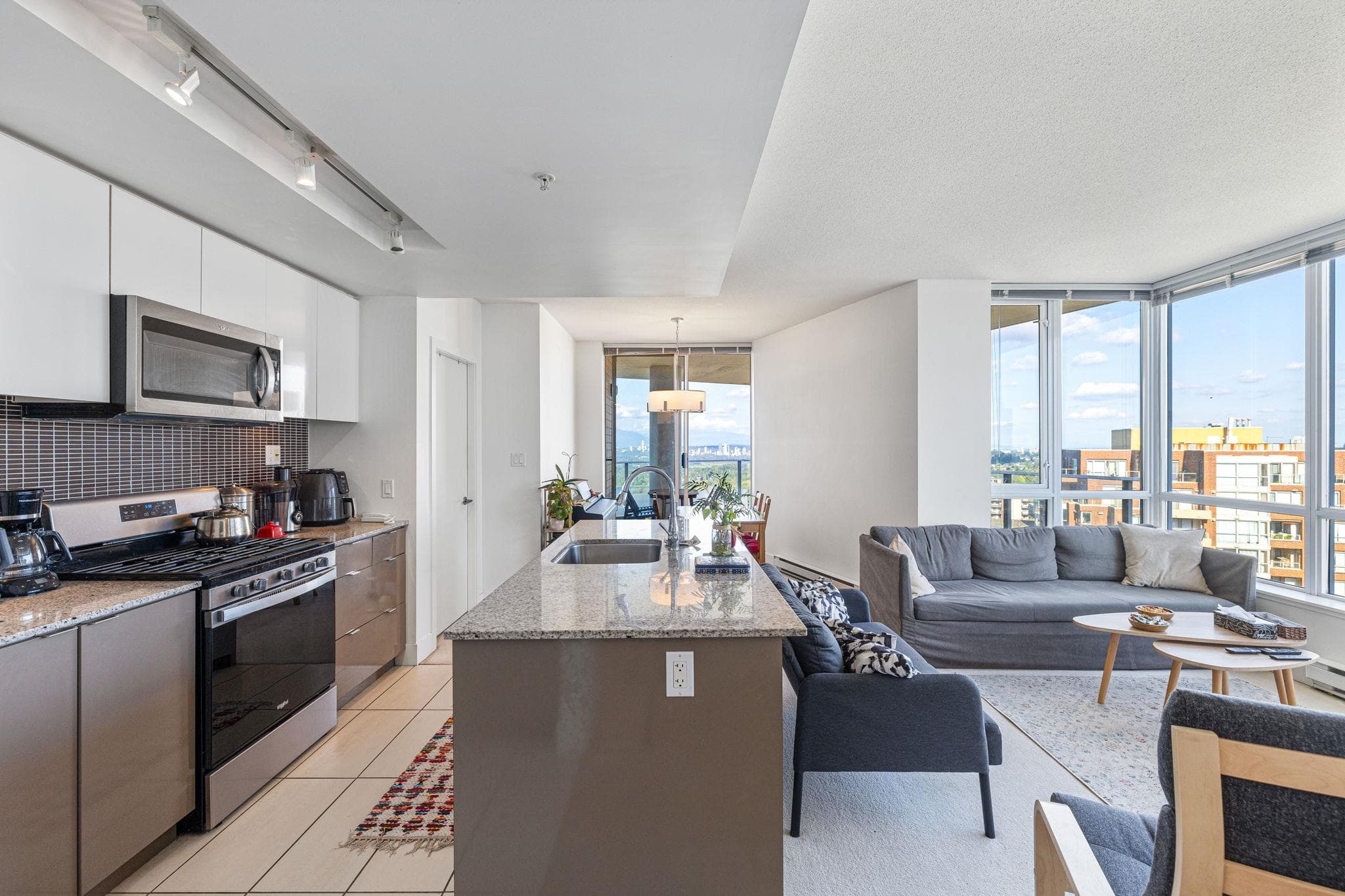 2106 - 4808 Hazel Street, Burnaby, V5H 0A2 — photo 5