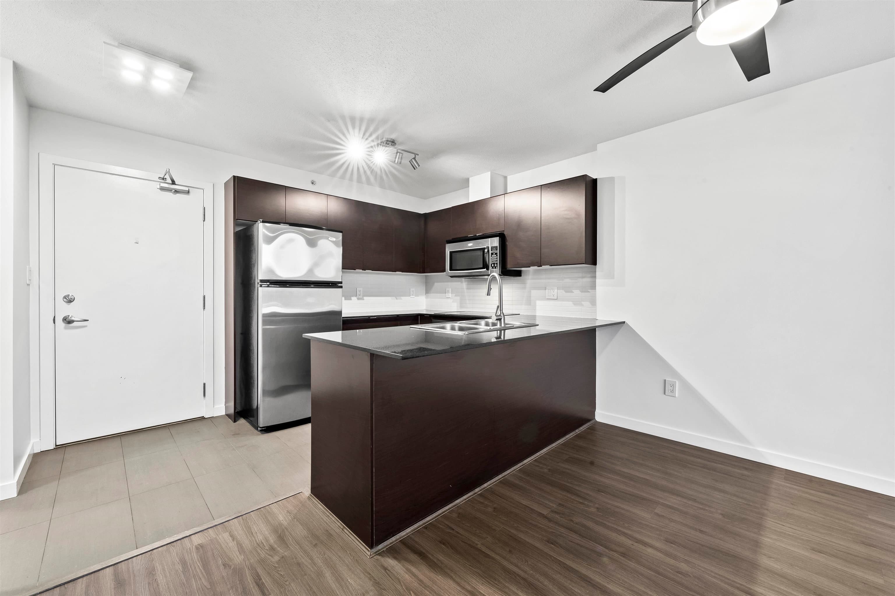 903 - 4182 Dawson Street, Burnaby, V5C 0A2 — photo 5