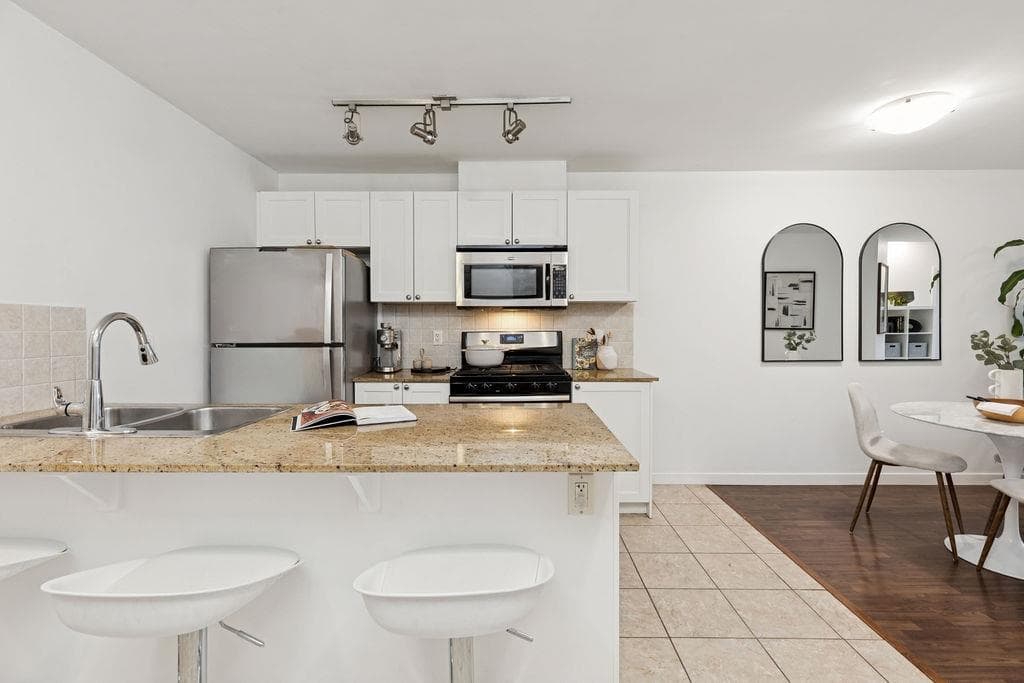 306 - 2636 E Hastings Street, Vancouver, V5K 0A4 — photo 3