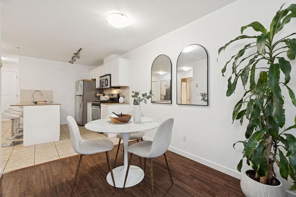 306 - 2636 E Hastings Street, Vancouver, V5K 0A4 — photo 4