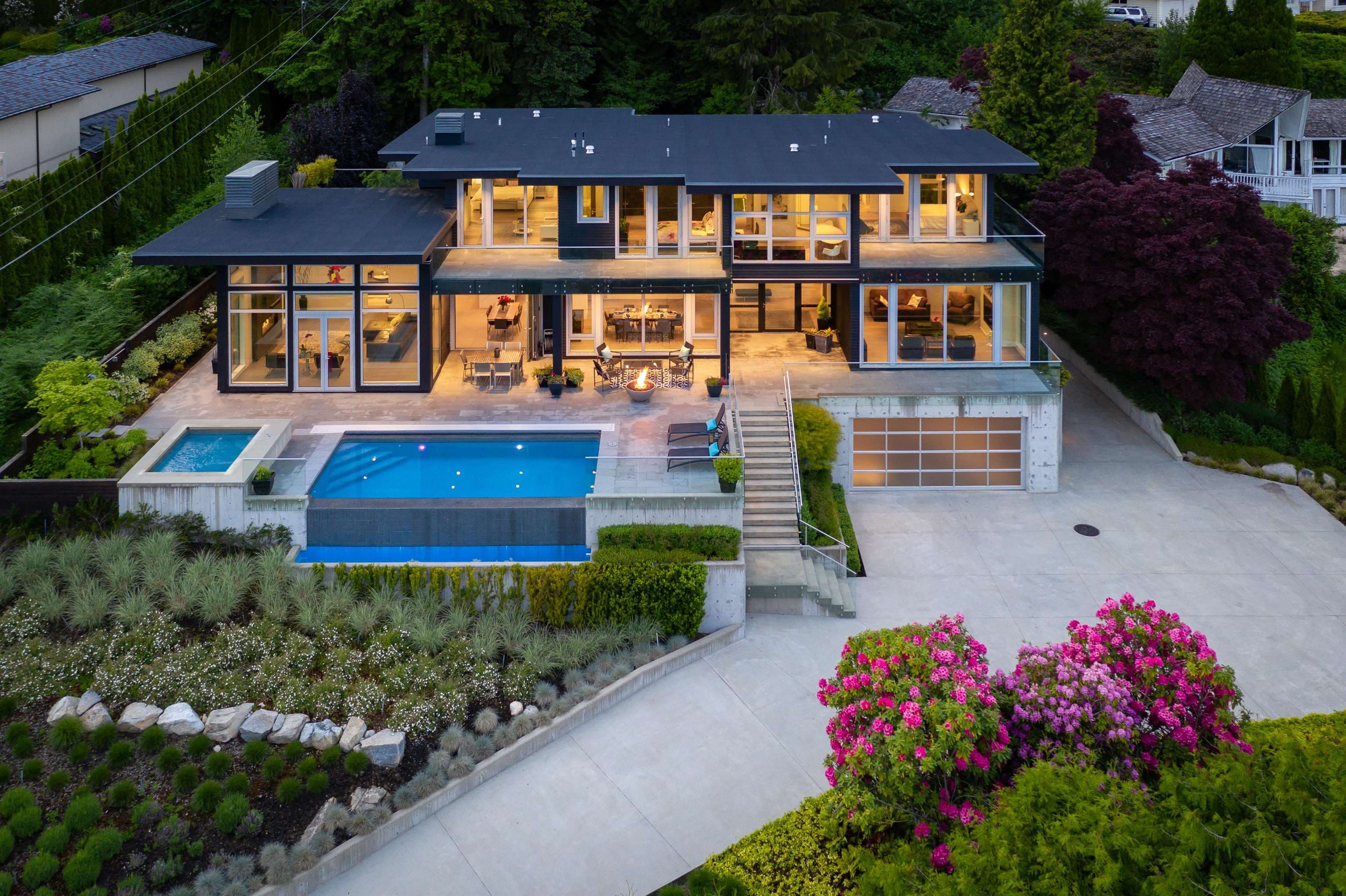 1065 Groveland Road, West Vancouver, V7S 1Z3 — photo 1