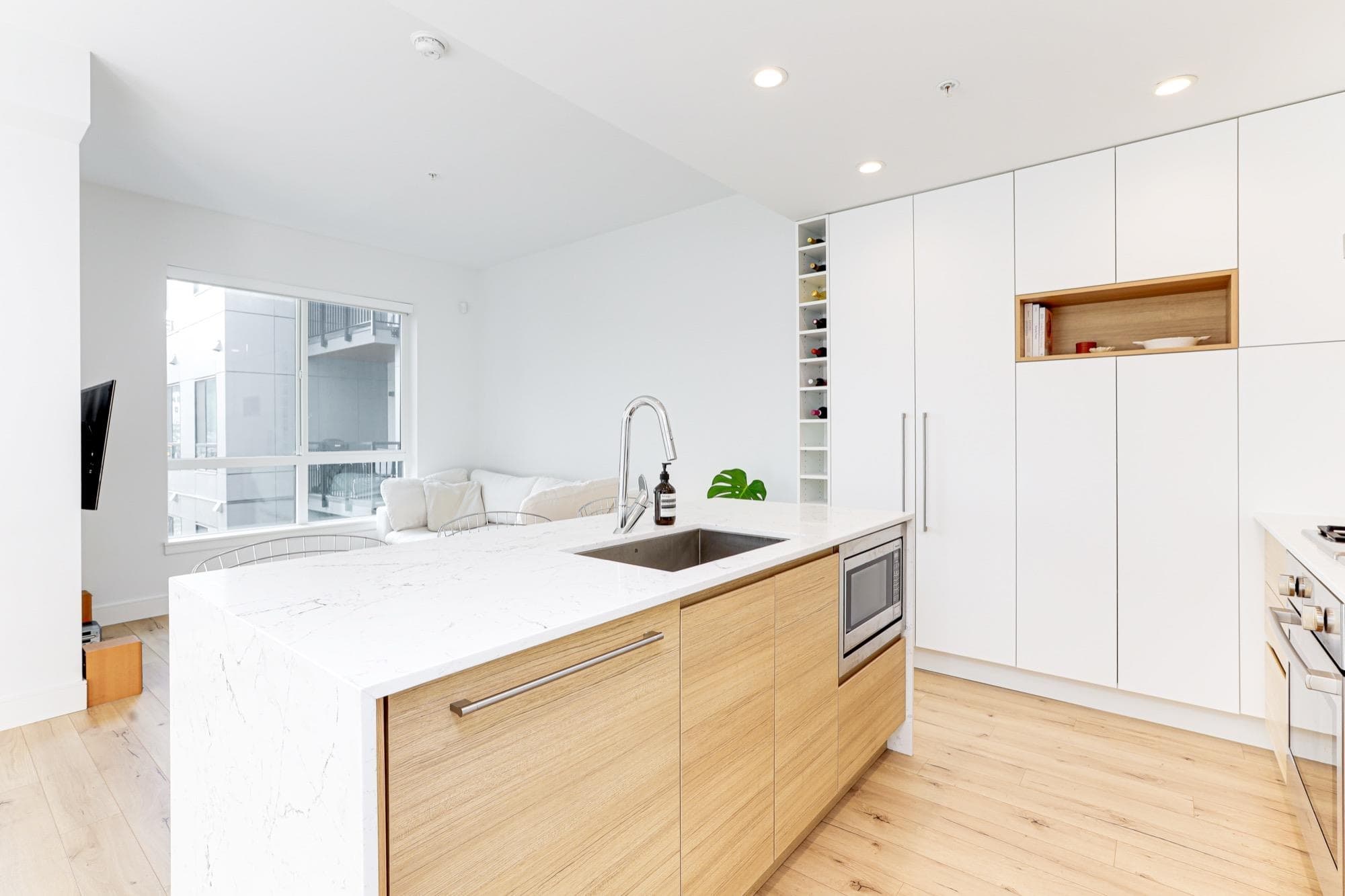 506 - 3131 Murray Street, Port Moody, V3H 0L9 — photo 1