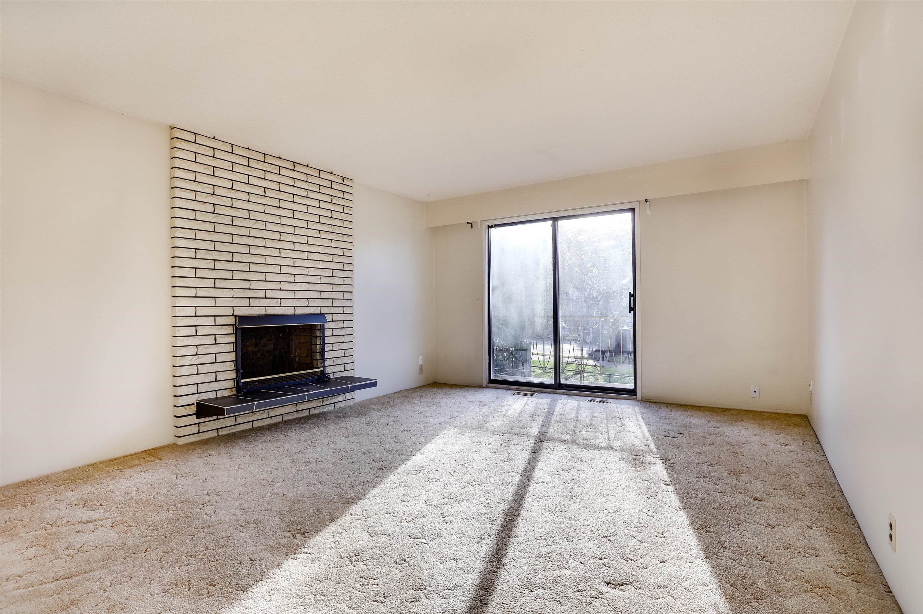 2579 E Pender Street, Vancouver, V5K 2B4 — photo 5