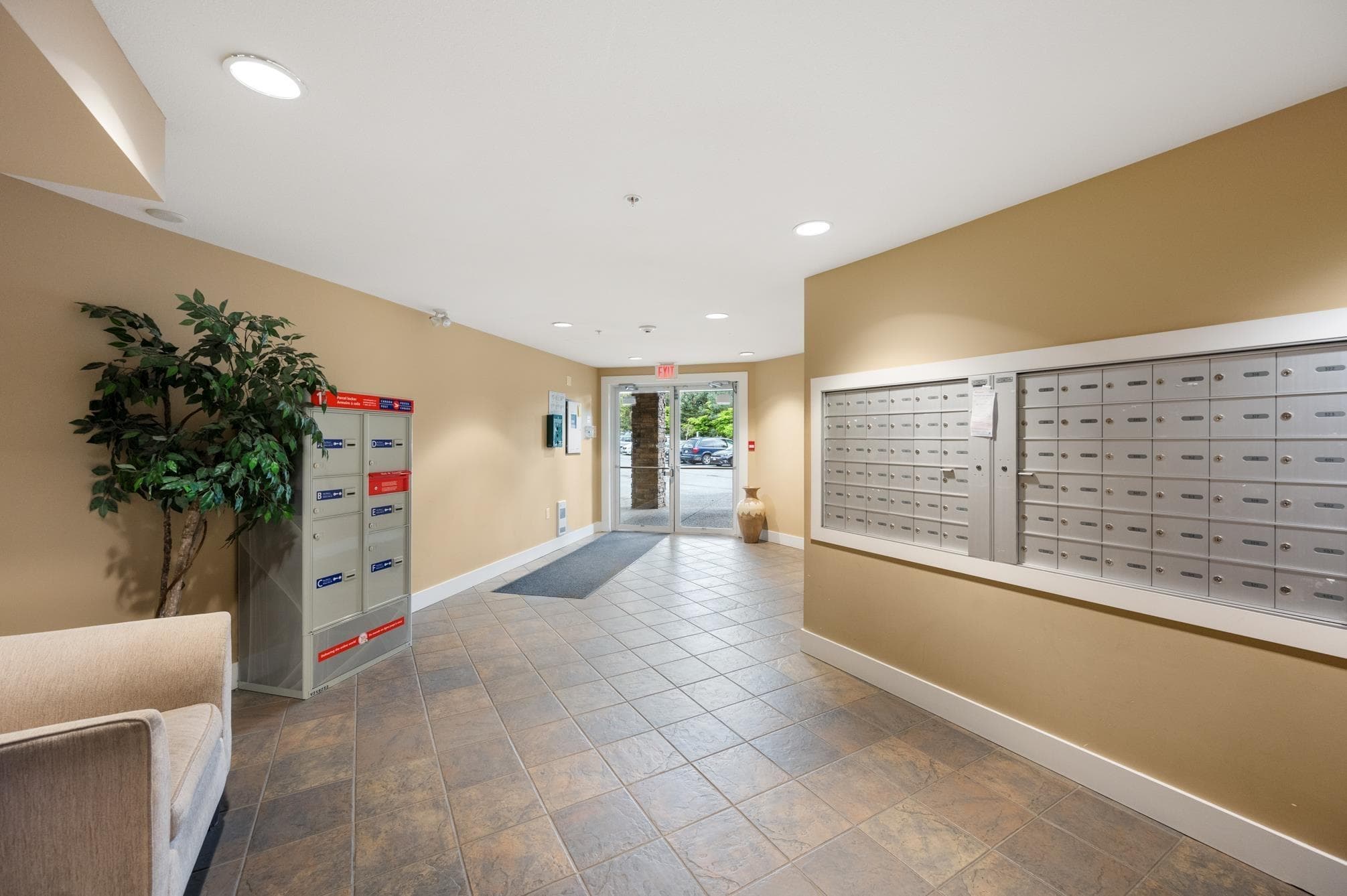101 - 2515 Park Drive, Abbotsford, V2S 4C5 — photo 3