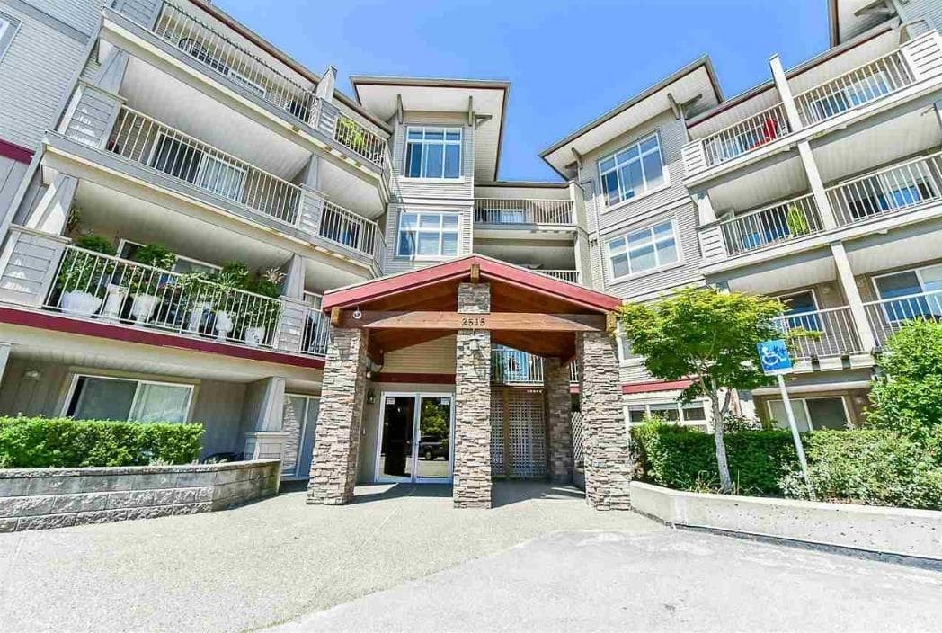 101 - 2515 Park Drive, Abbotsford, V2S 4C5 — photo 1