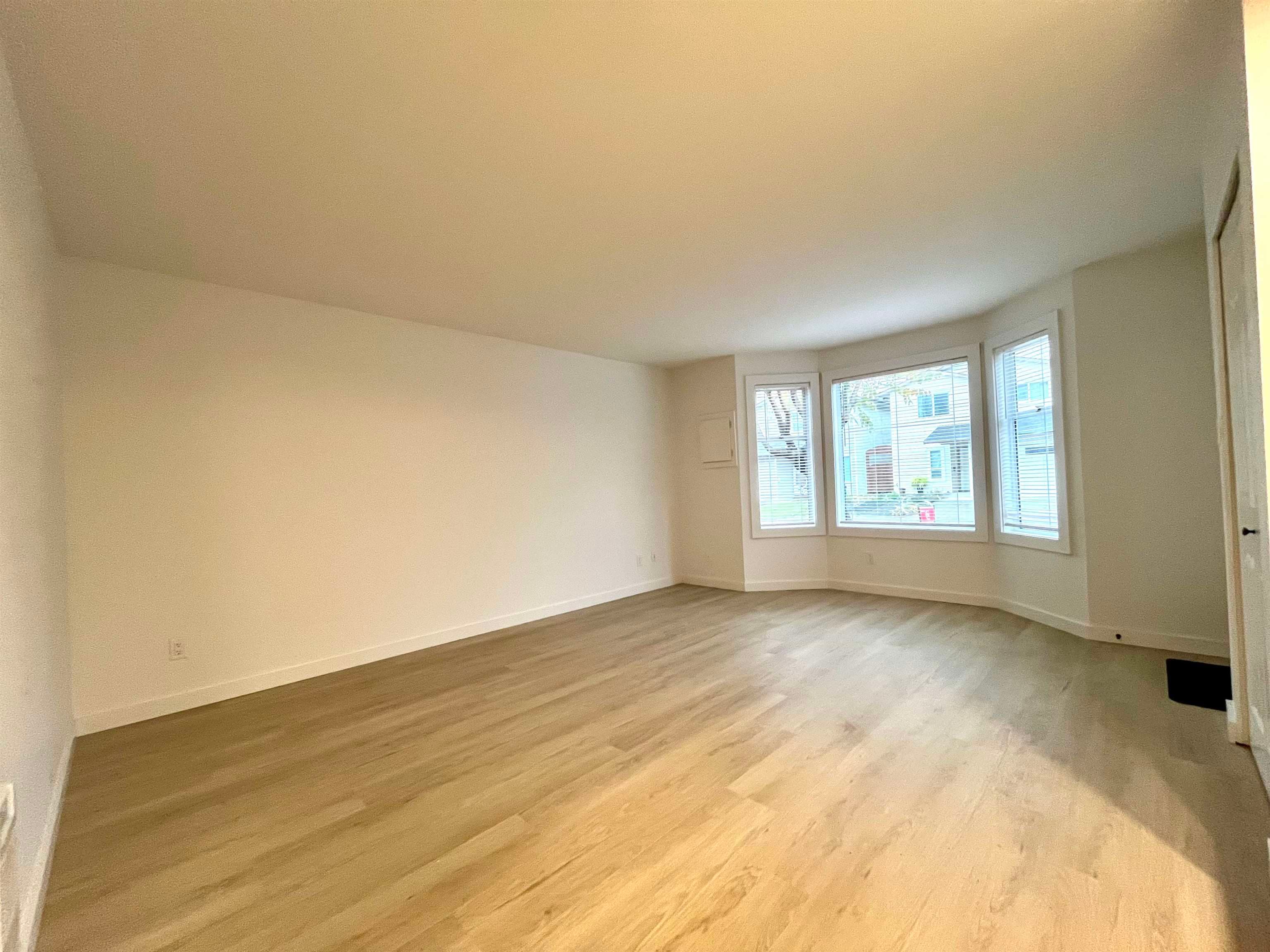 8579 Mccutcheon Avenue, Chilliwack, V2P 7L3 — photo 5