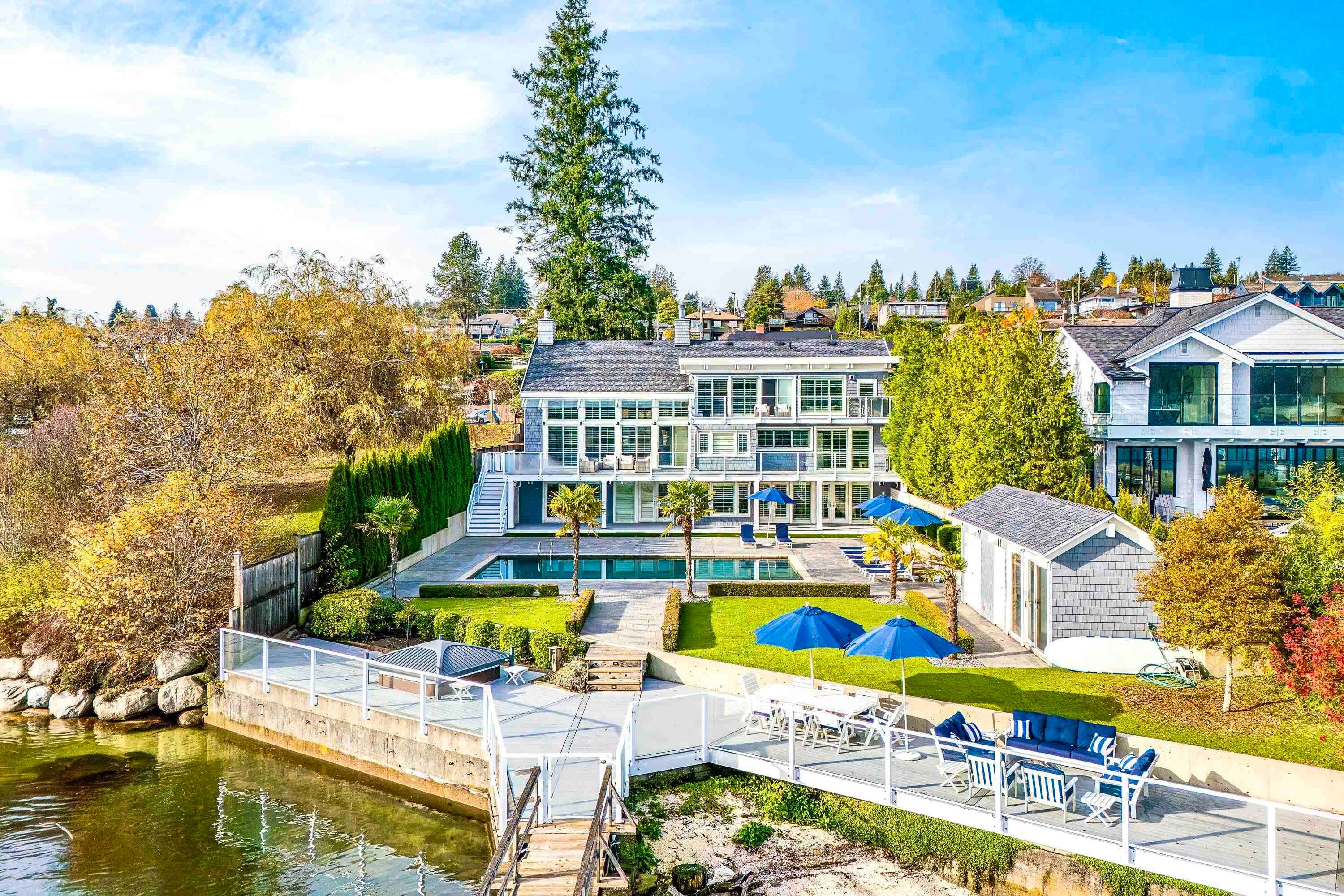 614 Lowry Lane, North Vancouver
