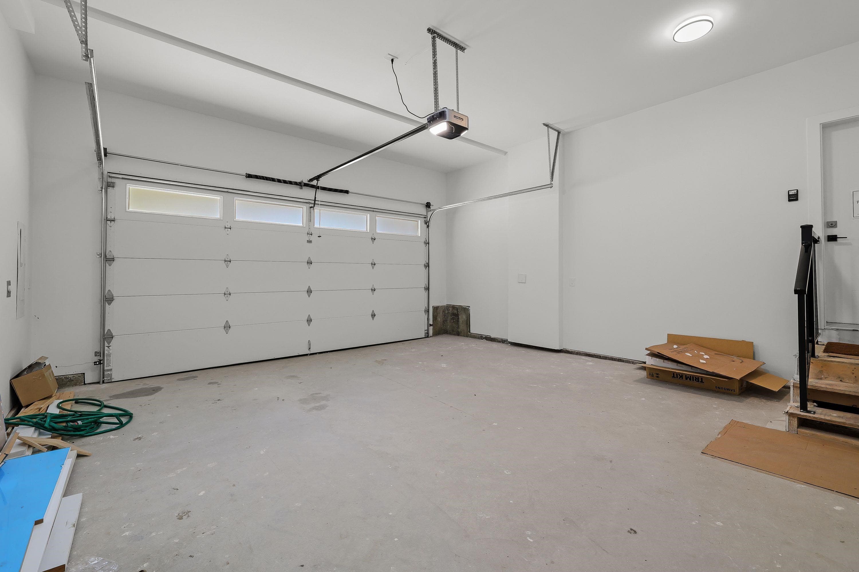 8587 Forest Gate Drive, Chilliwack, V4Z 0C7 — photo 5