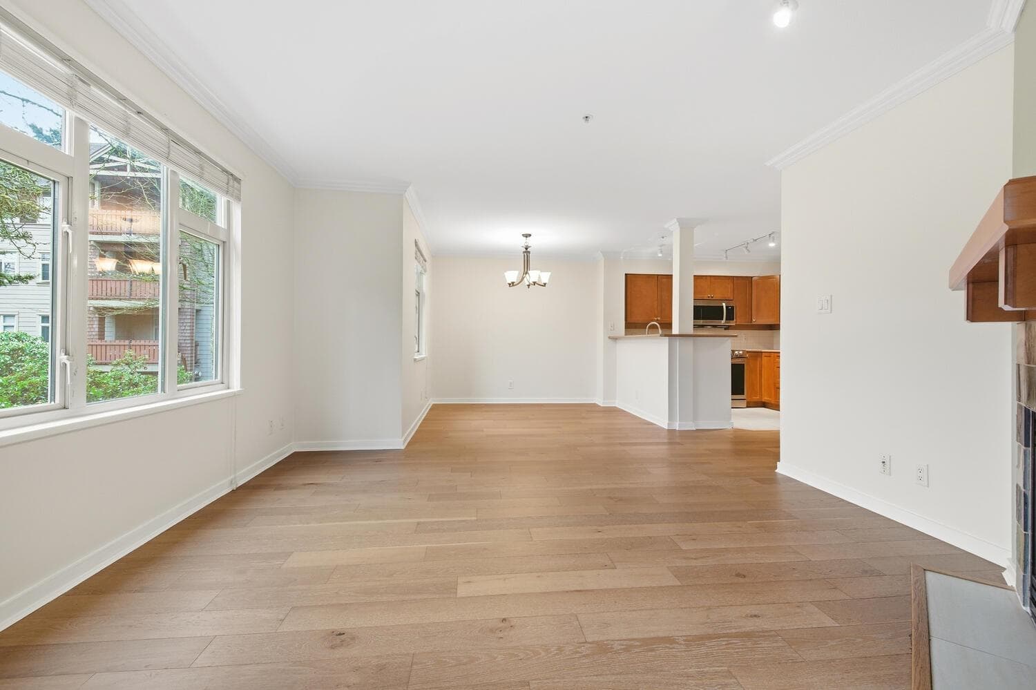 205 - 18 Smokey Smith Place, New Westminster, V3L 5V3 — photo 5