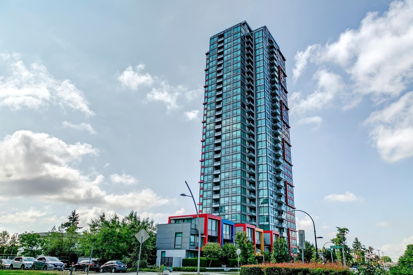 203 - 6658 Dow Avenue, Burnaby, V5H 0C7 — photo 1
