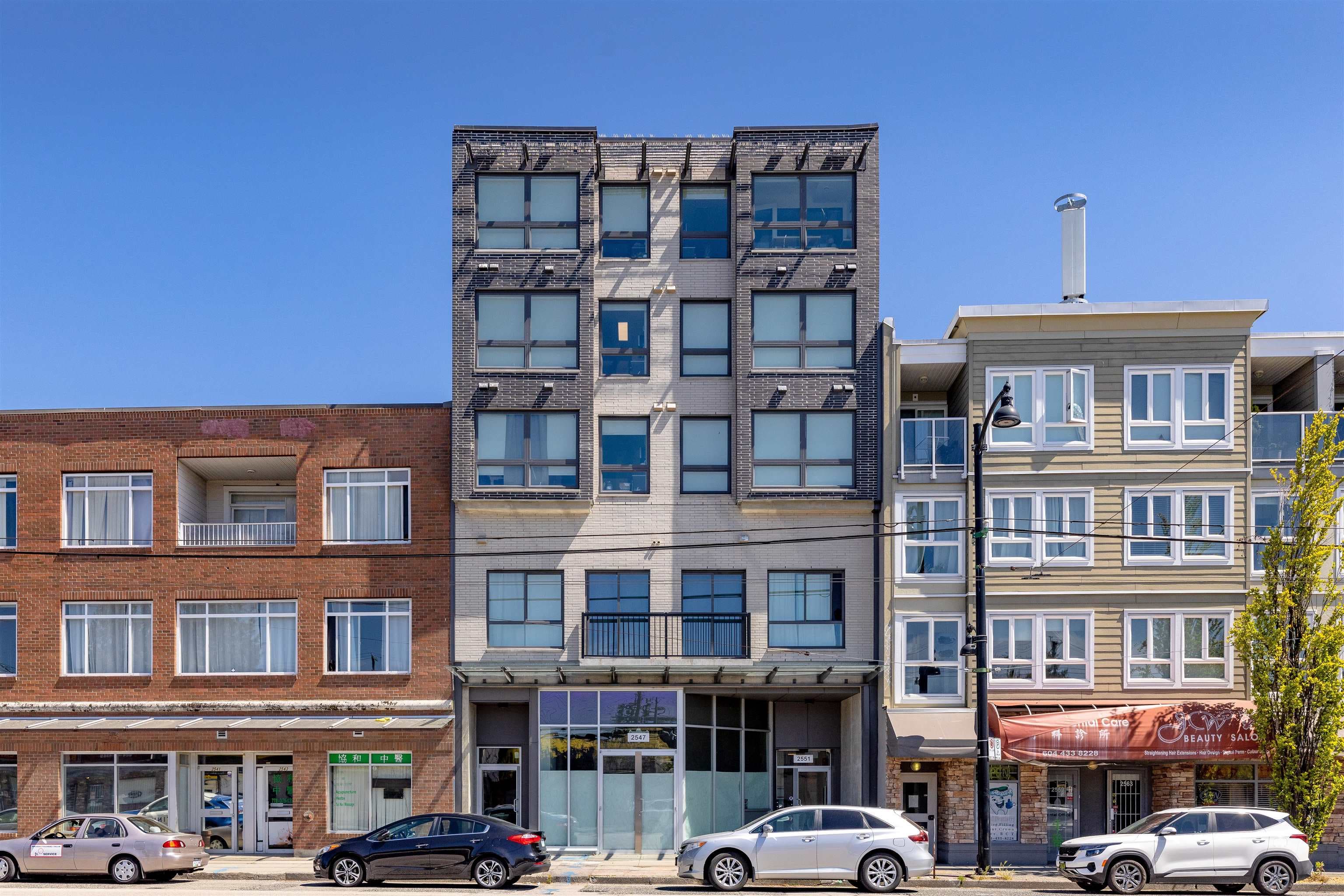 503 - 2551 Kingsway, Vancouver