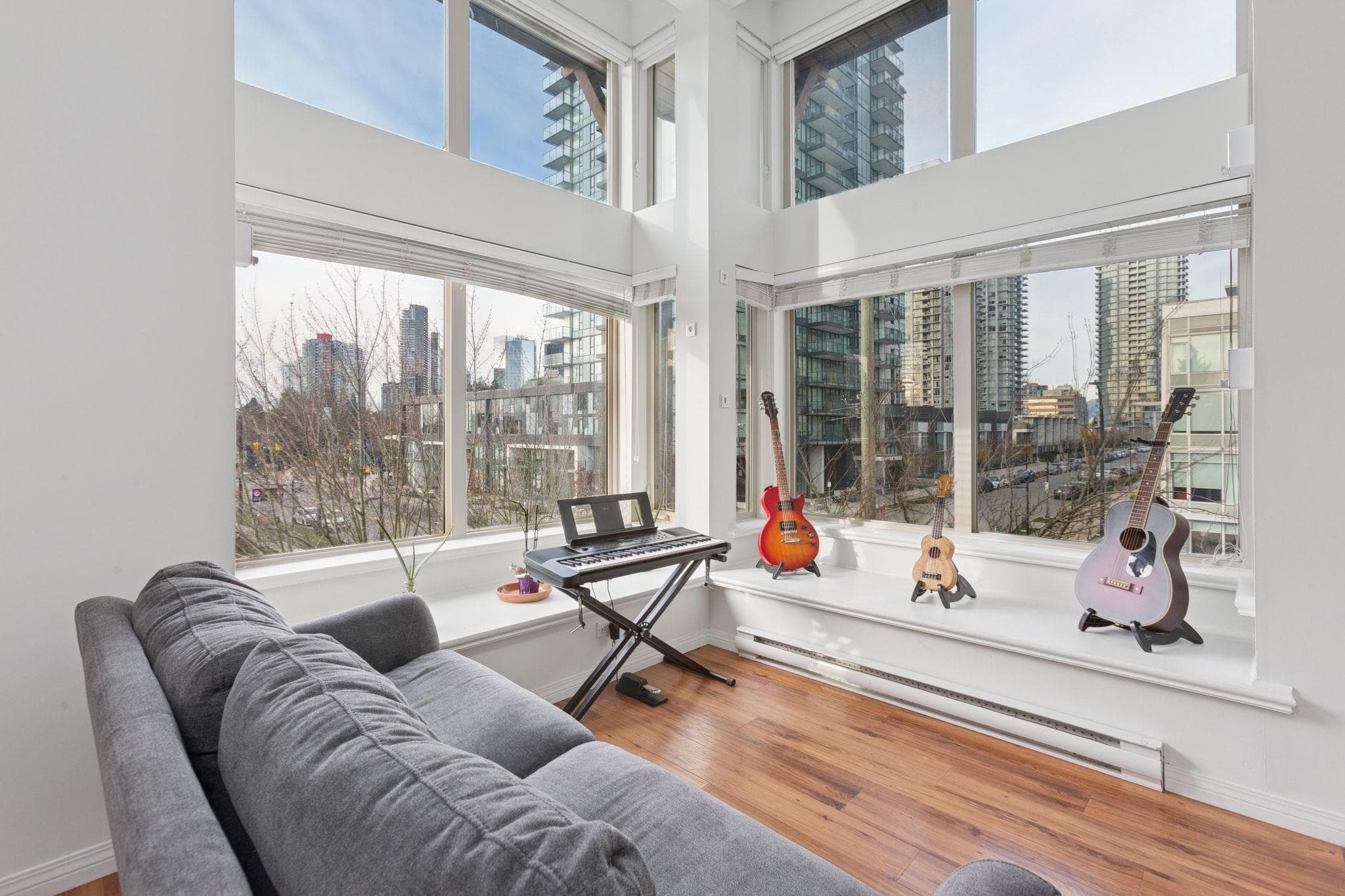 301 - 5000 Imperial Street, Burnaby, V5J 1C8 — photo 2