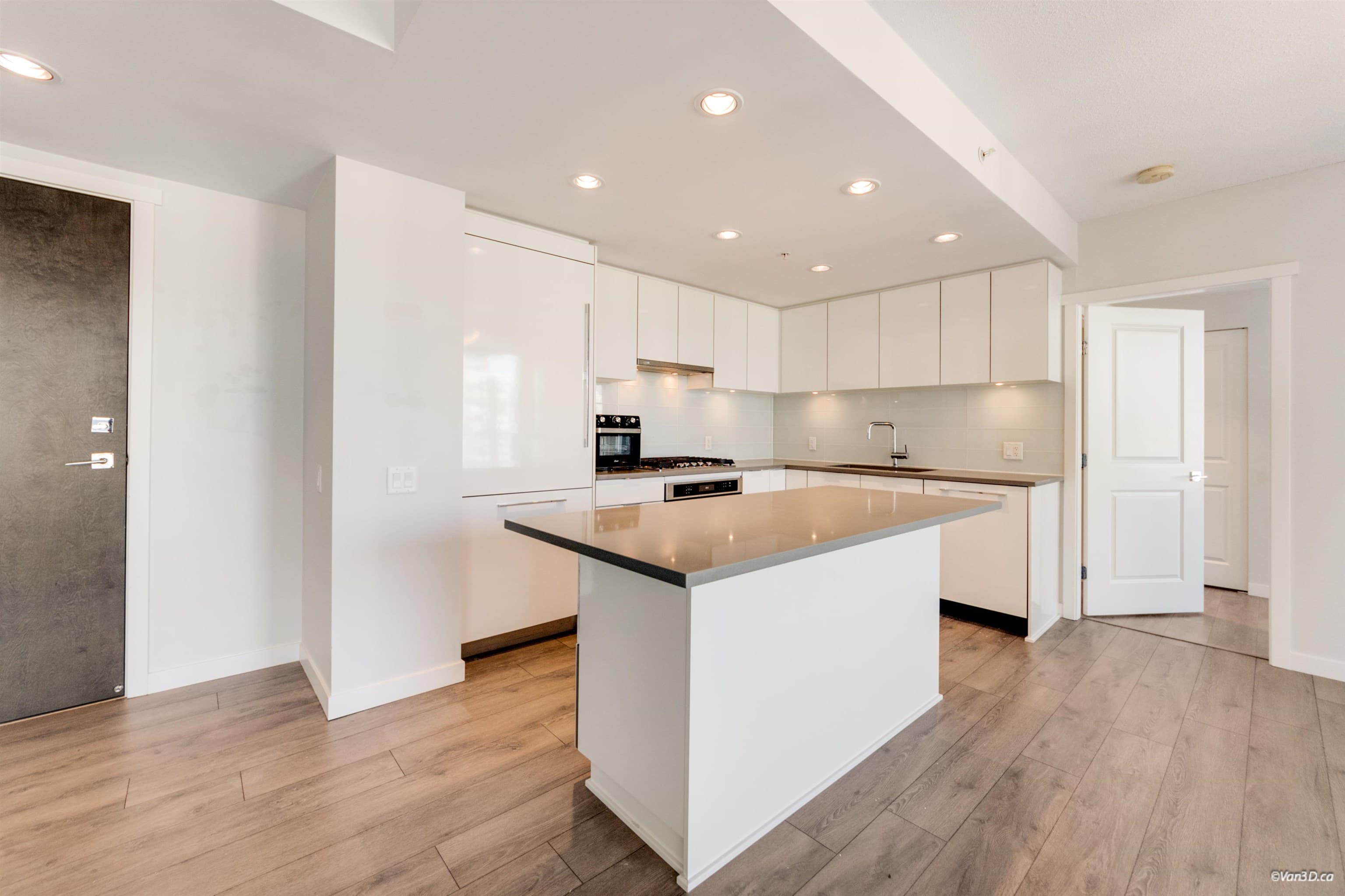 3607 - 2388 Madison Avenue, Burnaby, V5C 0K8 — photo 1