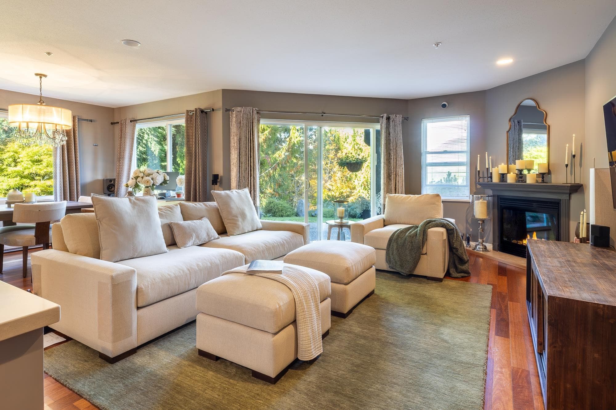W101 - 5780 Trail Avenue, Sechelt, V7Z 0K5 — photo 2