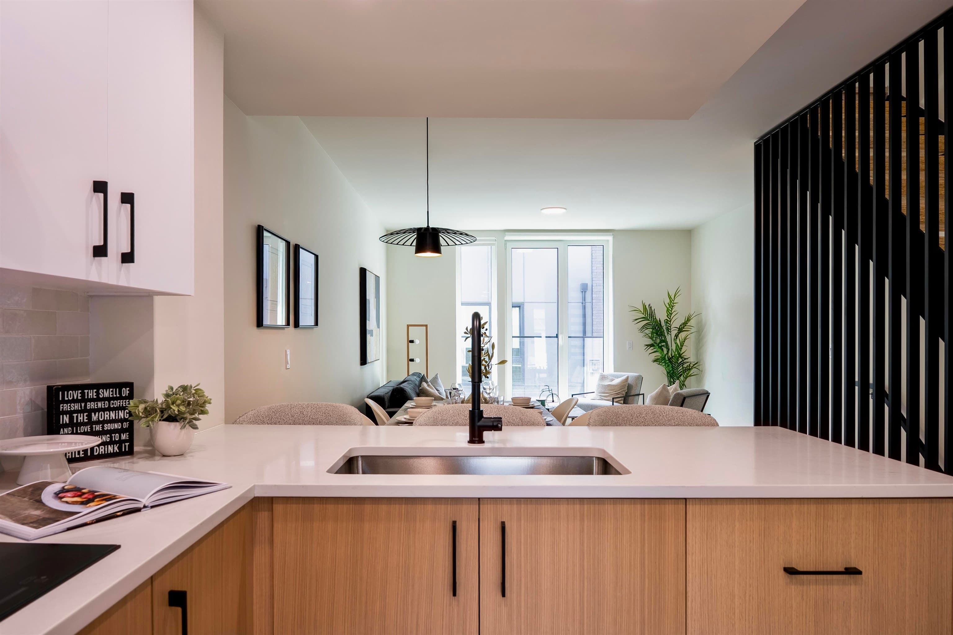 TH10 - 324 E Ridgeway Avenue, North Vancouver, V7L 3P8 — photo 4