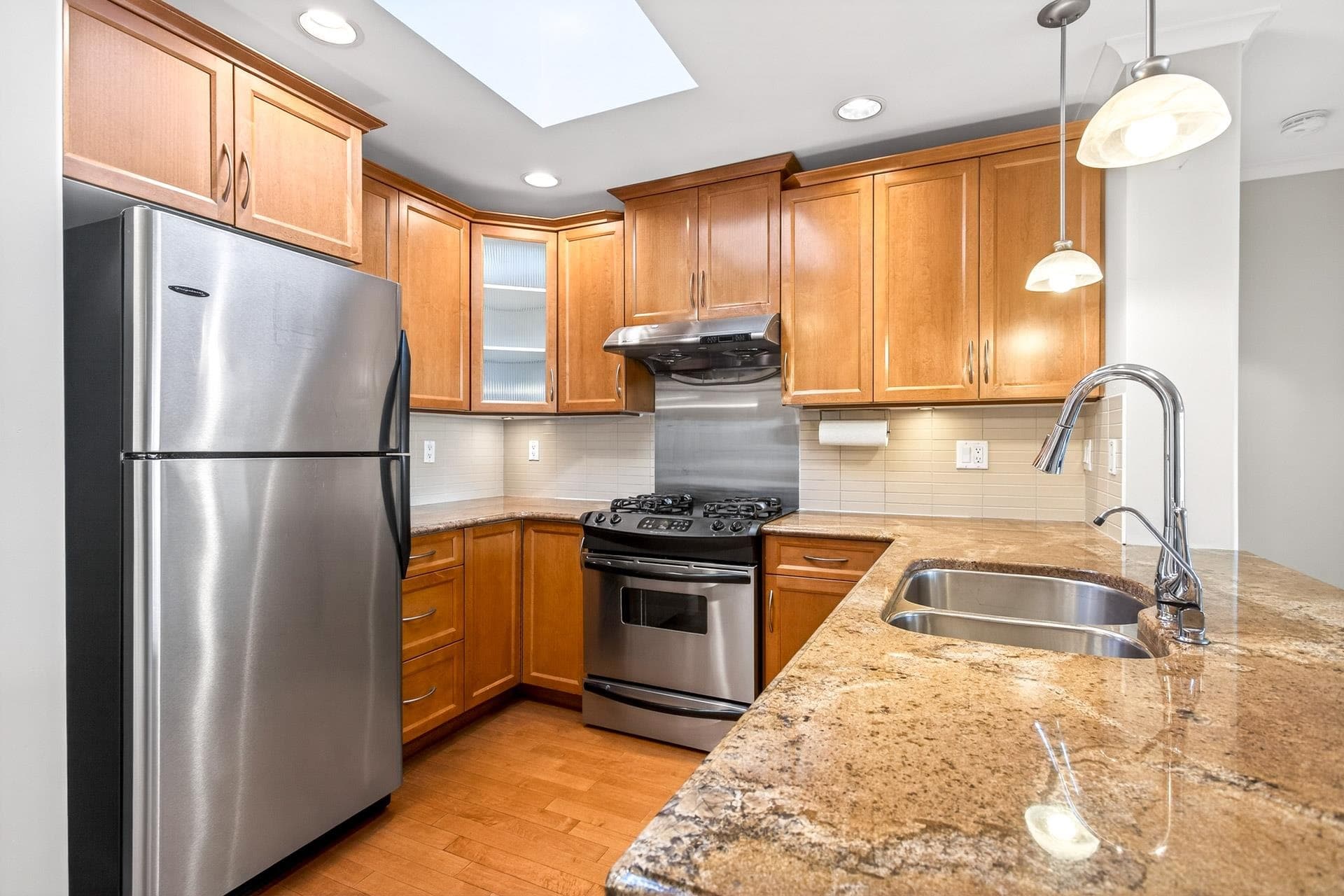 406 - 2103 W 45th Avenue, Vancouver, V6M 2J2 — photo 5
