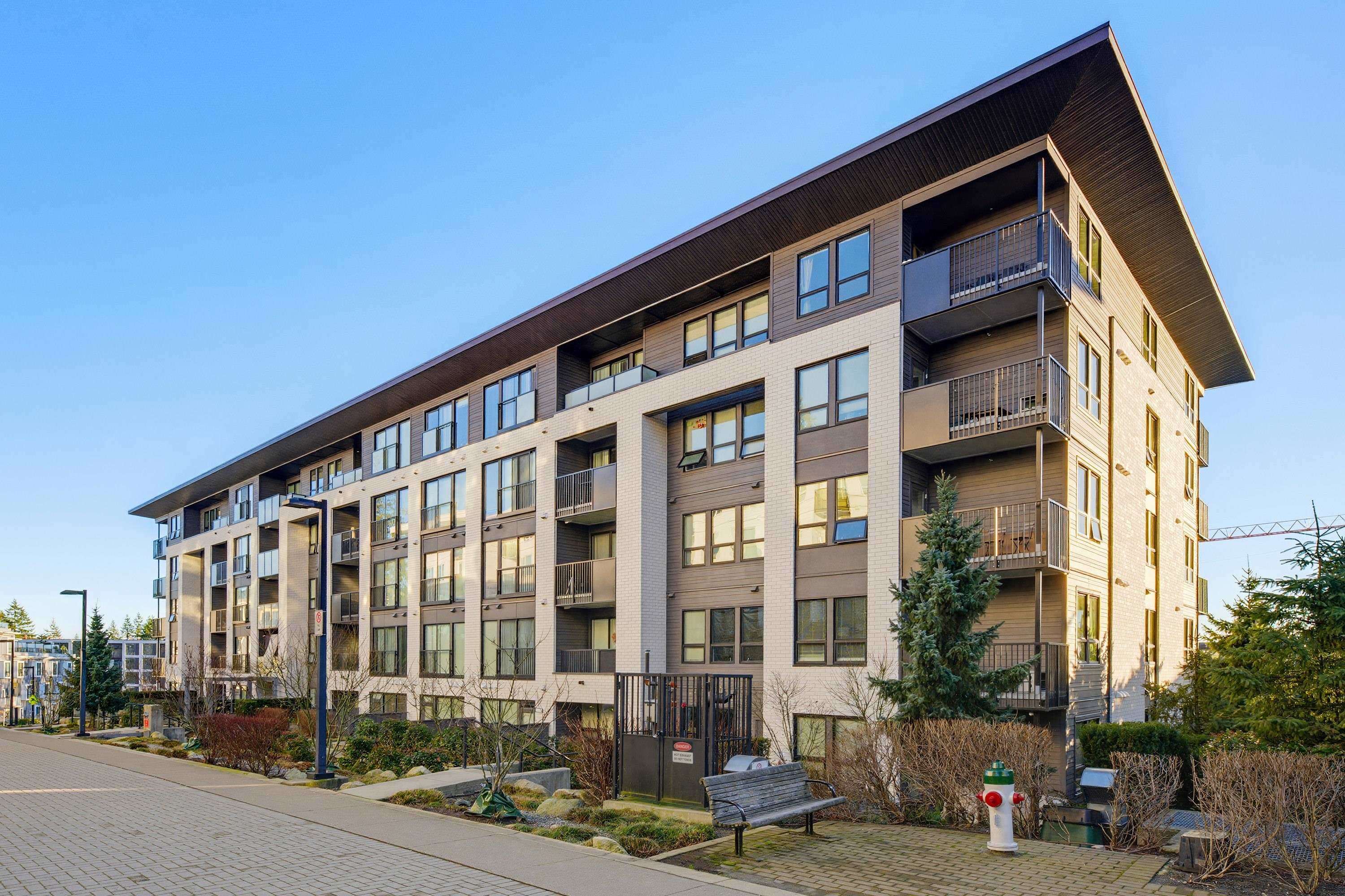103 - 9228 Slopes Mews, Burnaby, V5A 0E9 — photo 1