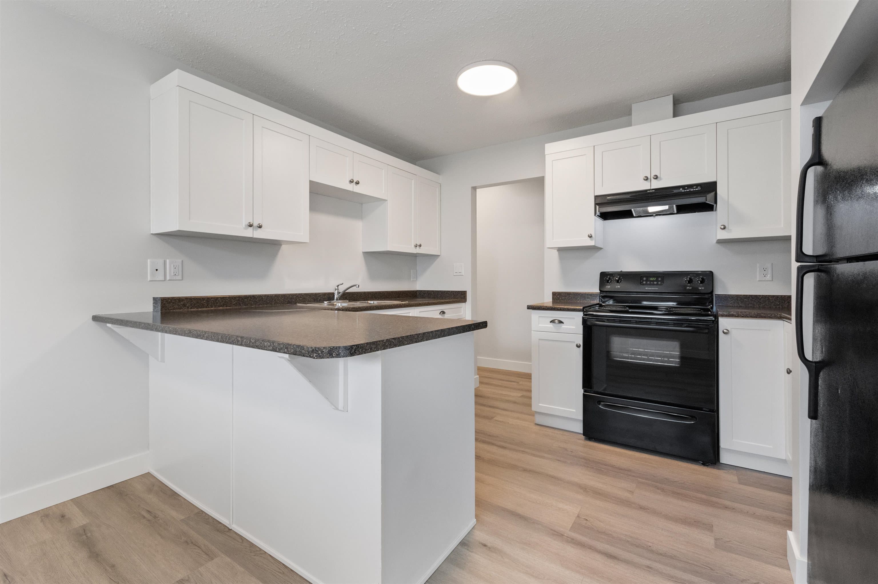 7155 Rochester Avenue, Chilliwack, V2R 2P3 — photo 5