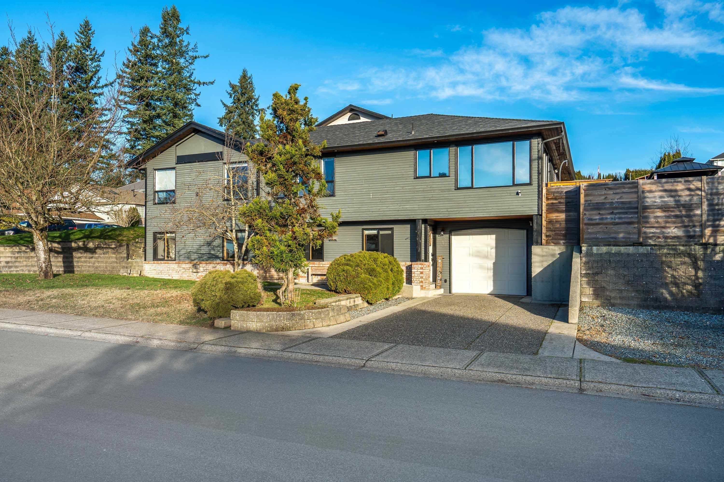 8248 Mcintyre Street, Mission
