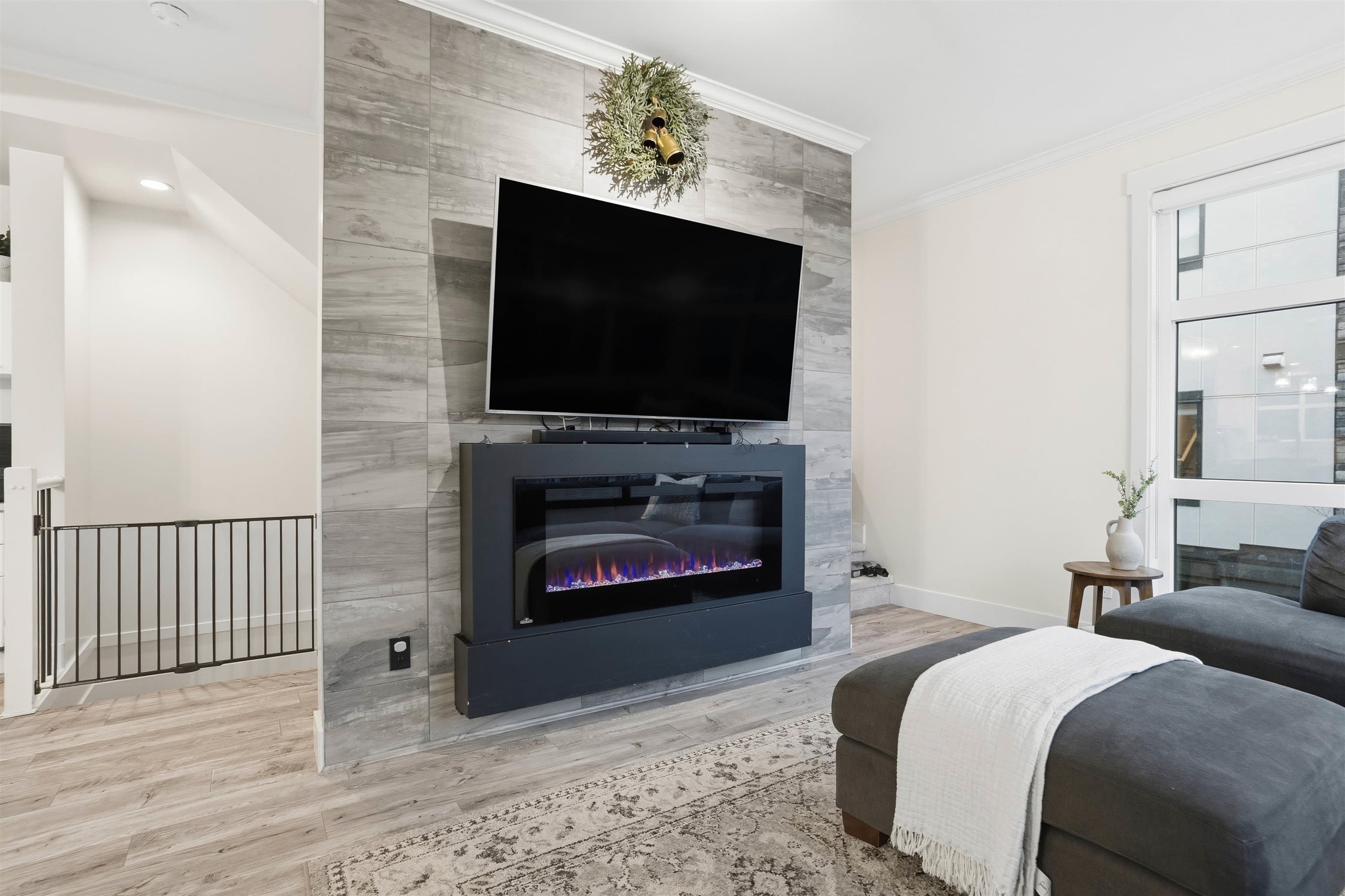 215 - 16488 64 Avenue, Surrey, V3S 6X6 — photo 3