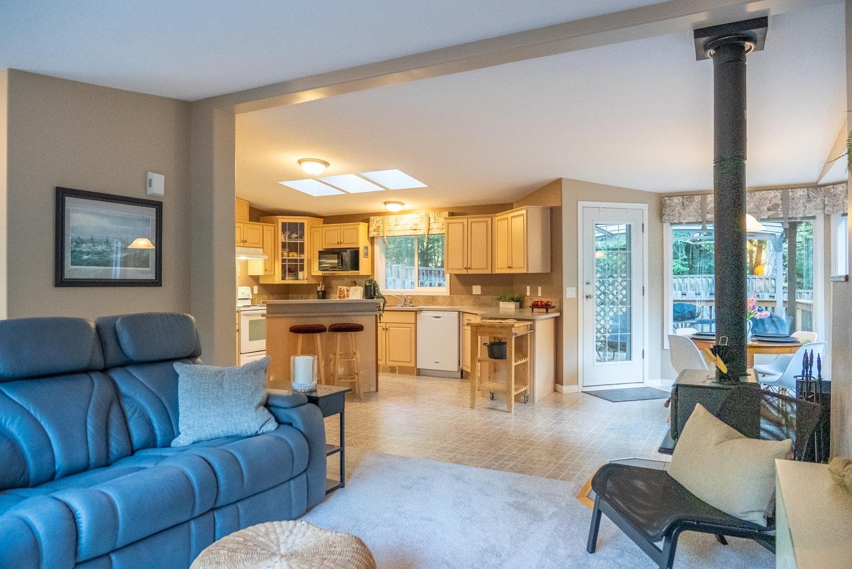 4748 Bosun Way, Pender Island, V0N 2M0 — photo 4