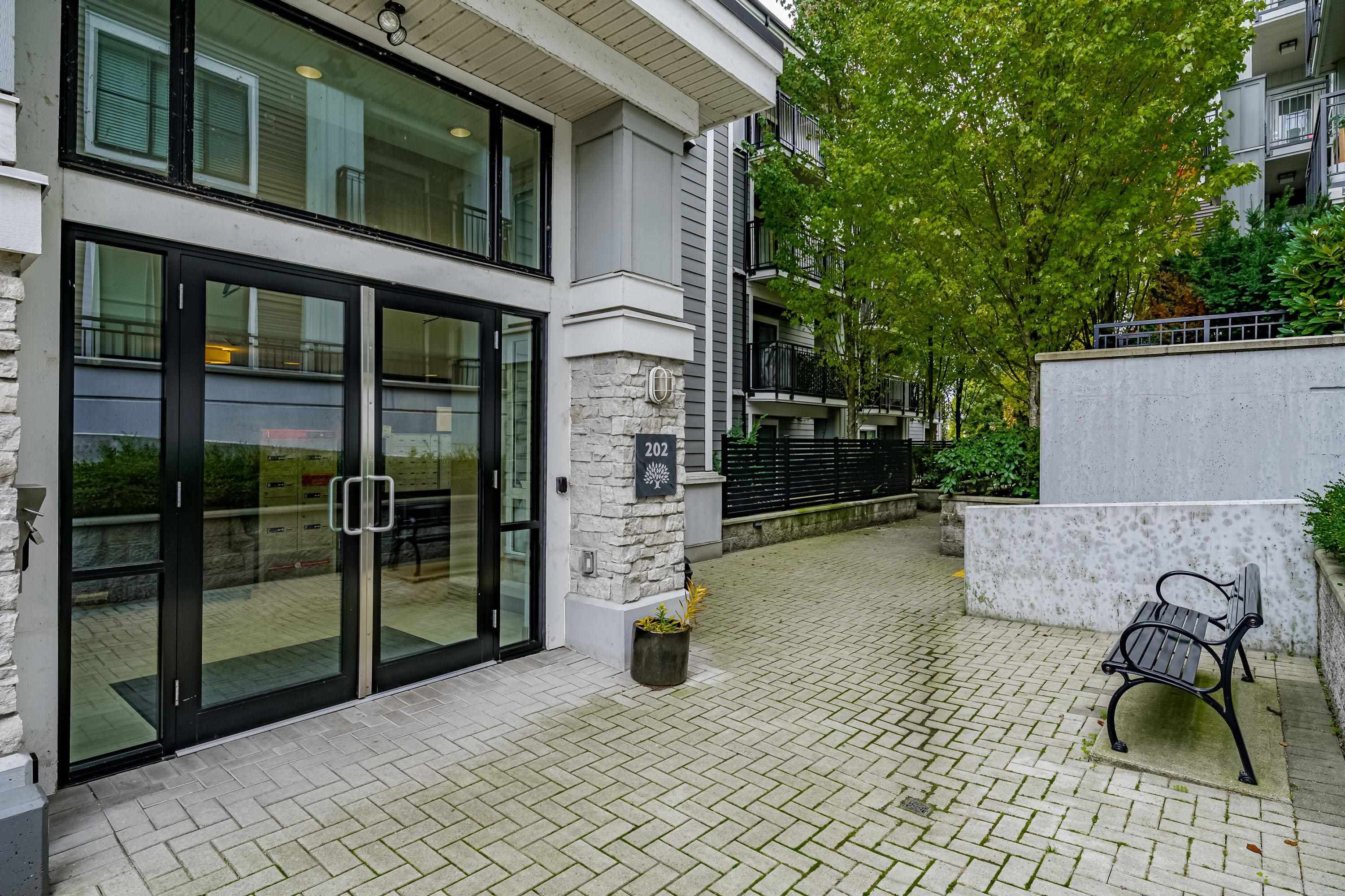 202 - 202 Lebleu Street, Coquitlam, V3K 4L6 — photo 5
