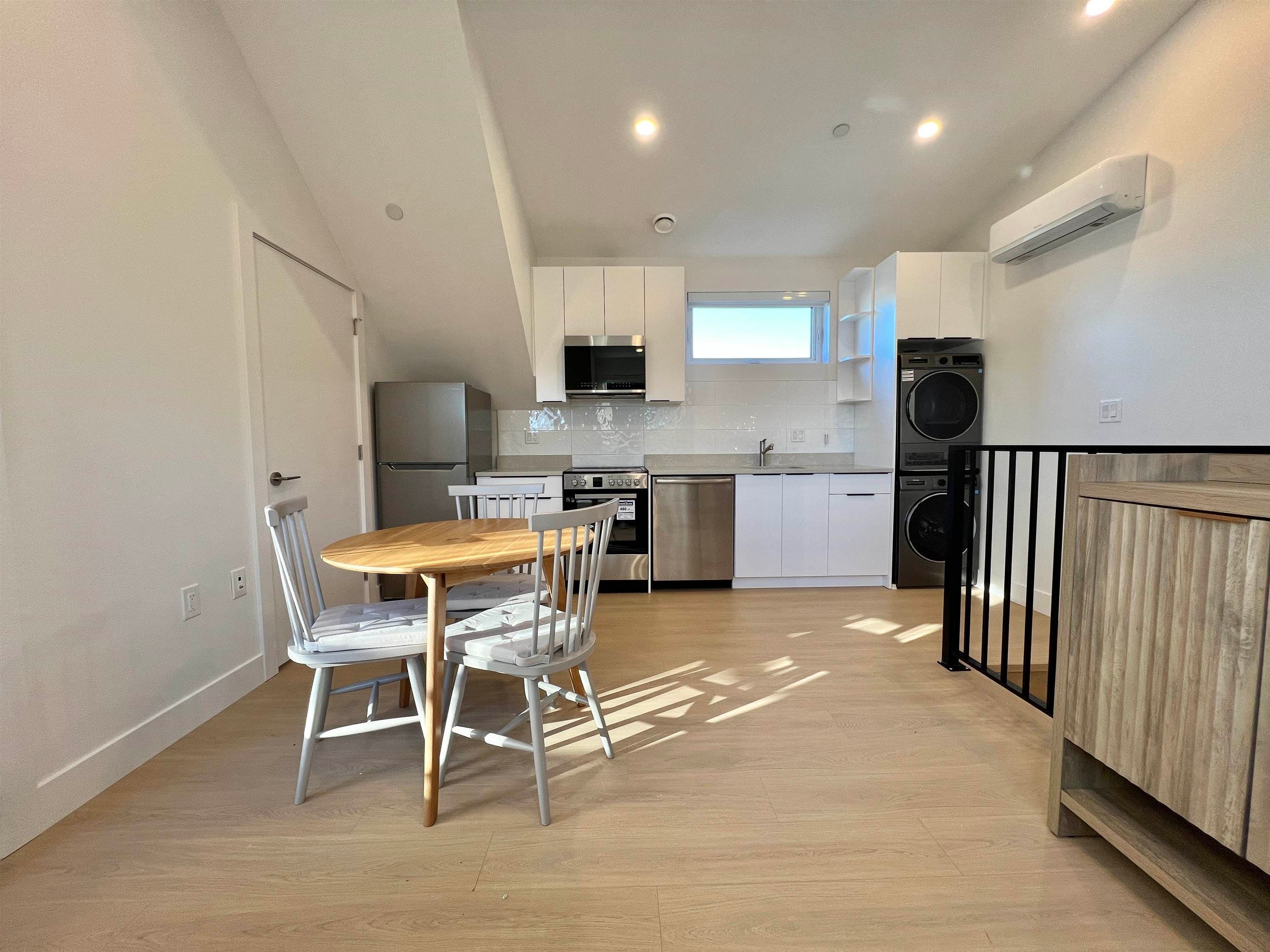 5482 Quebec Street, Vancouver, V5W 1J8 — photo 2