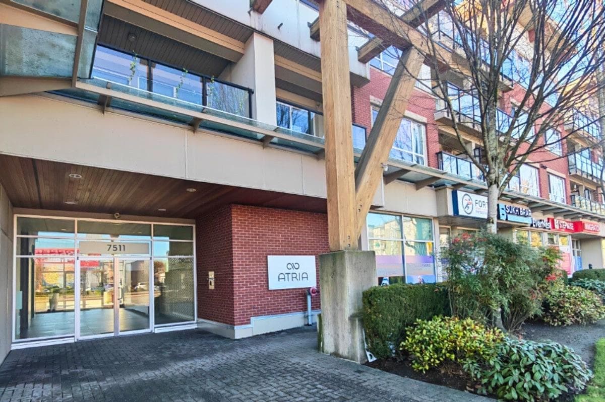 319 - 7511 120 Street, Delta, V4C 0C1 — photo 1