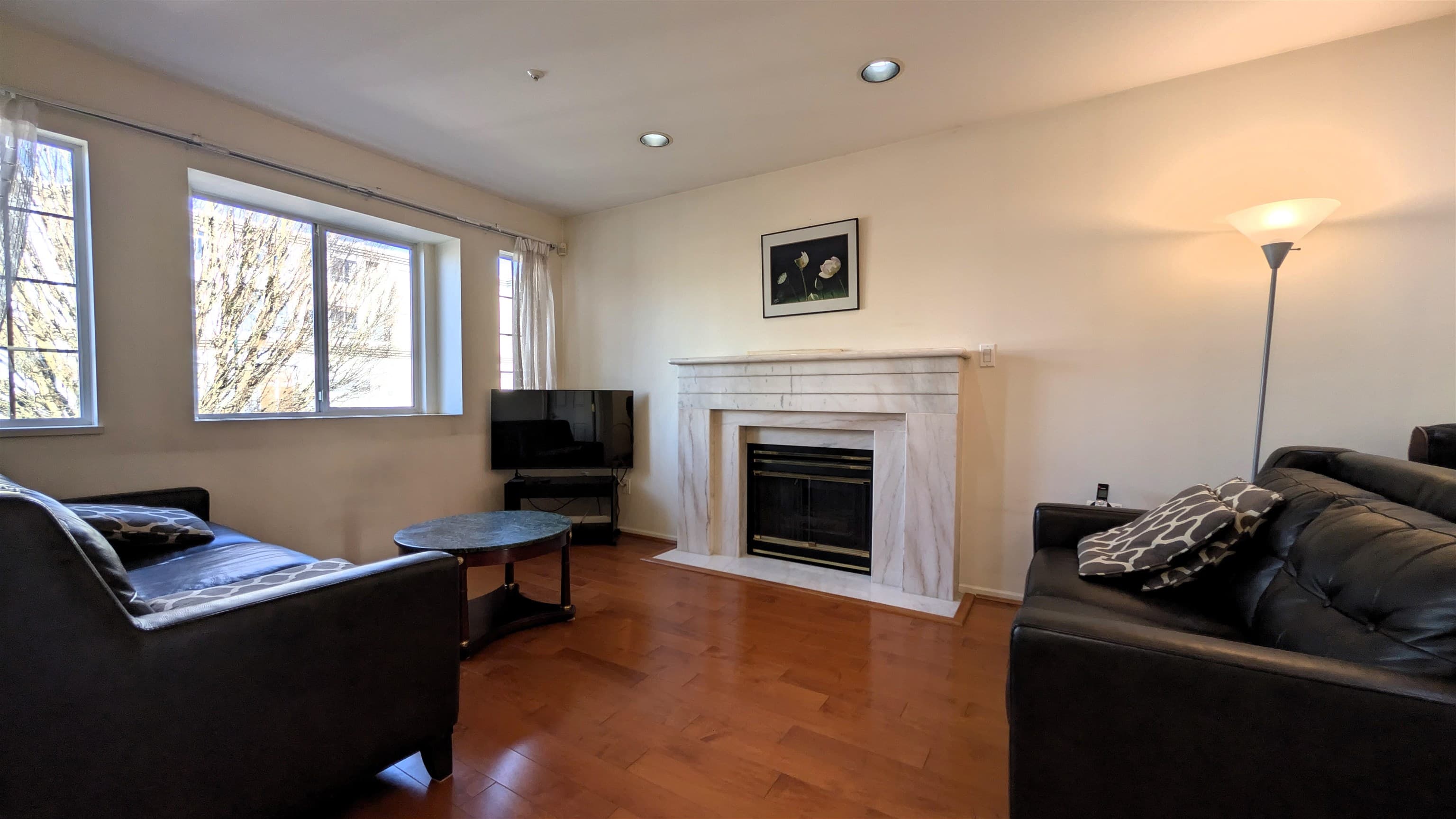 708 E 49th Avenue, Vancouver, V5W 2H4 — photo 2