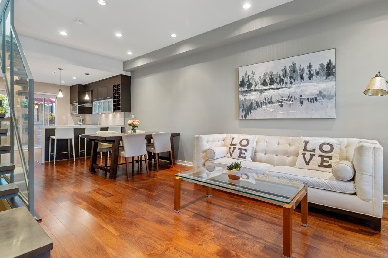 2168 W 8th Avenue, Vancouver, V6K 2A4 — photo 2
