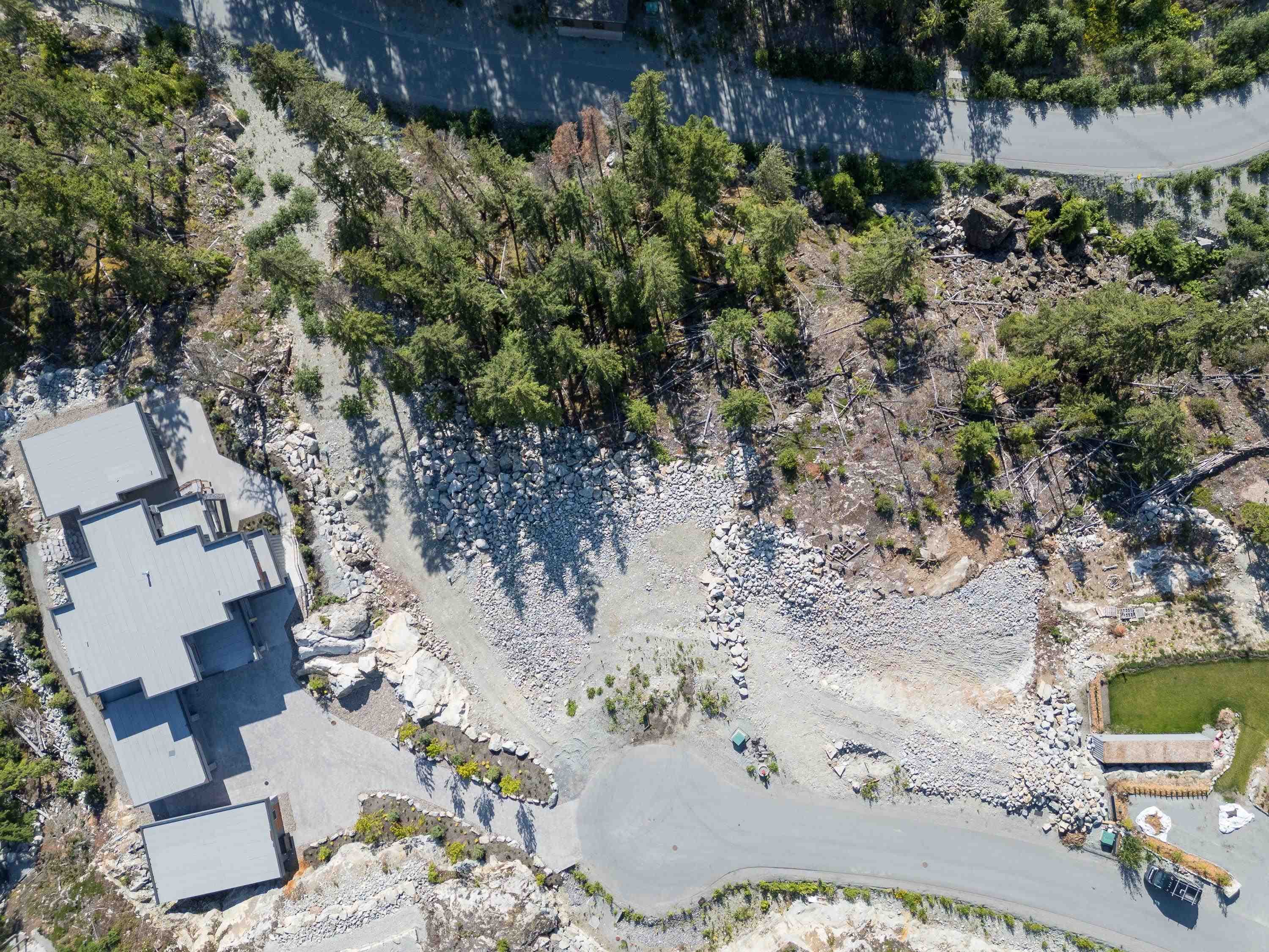 9377 Flicker Way, Whistler
