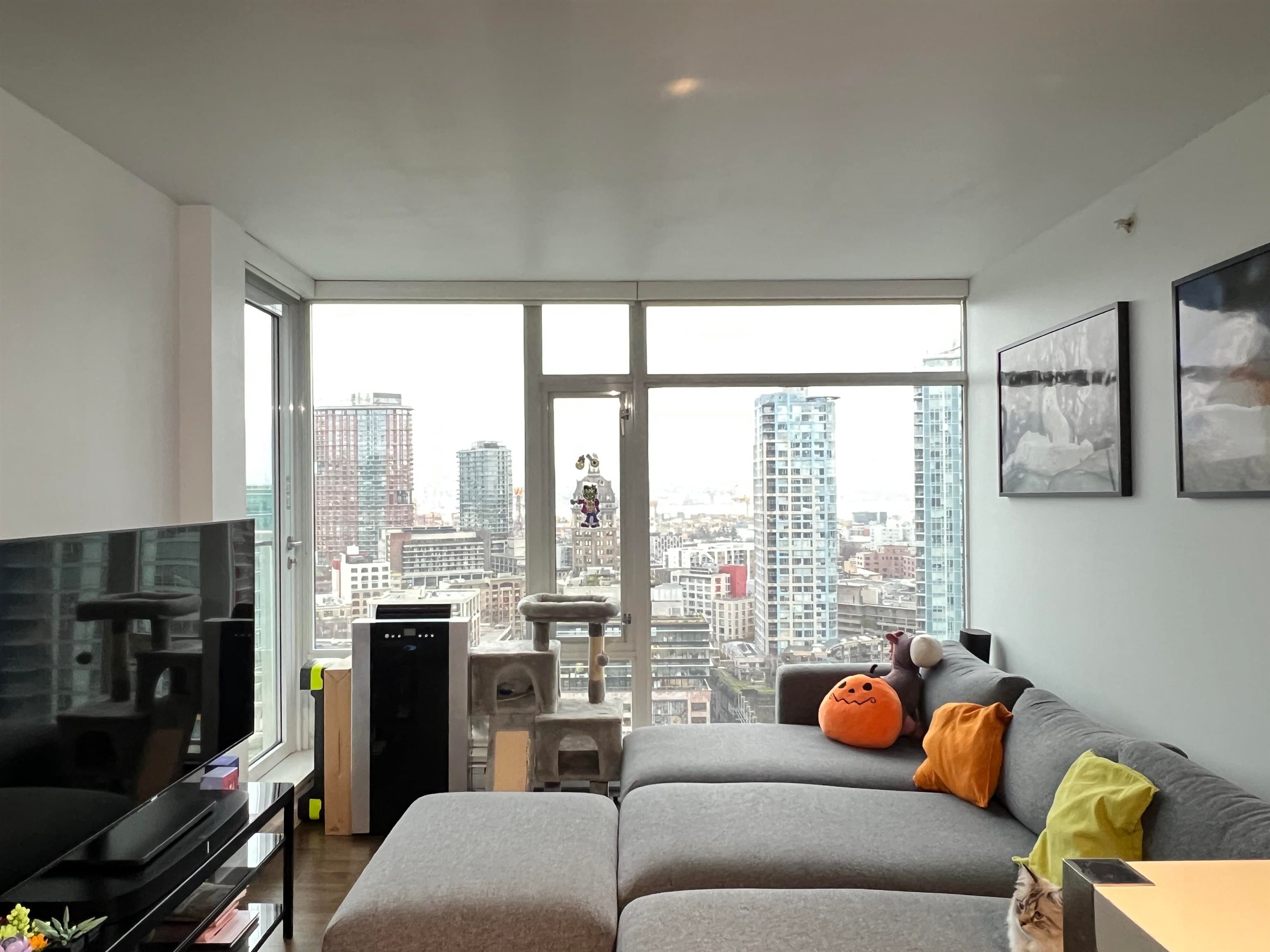 2301 - 161 W Georgia Street, Vancouver, V6B 0K9 — photo 2