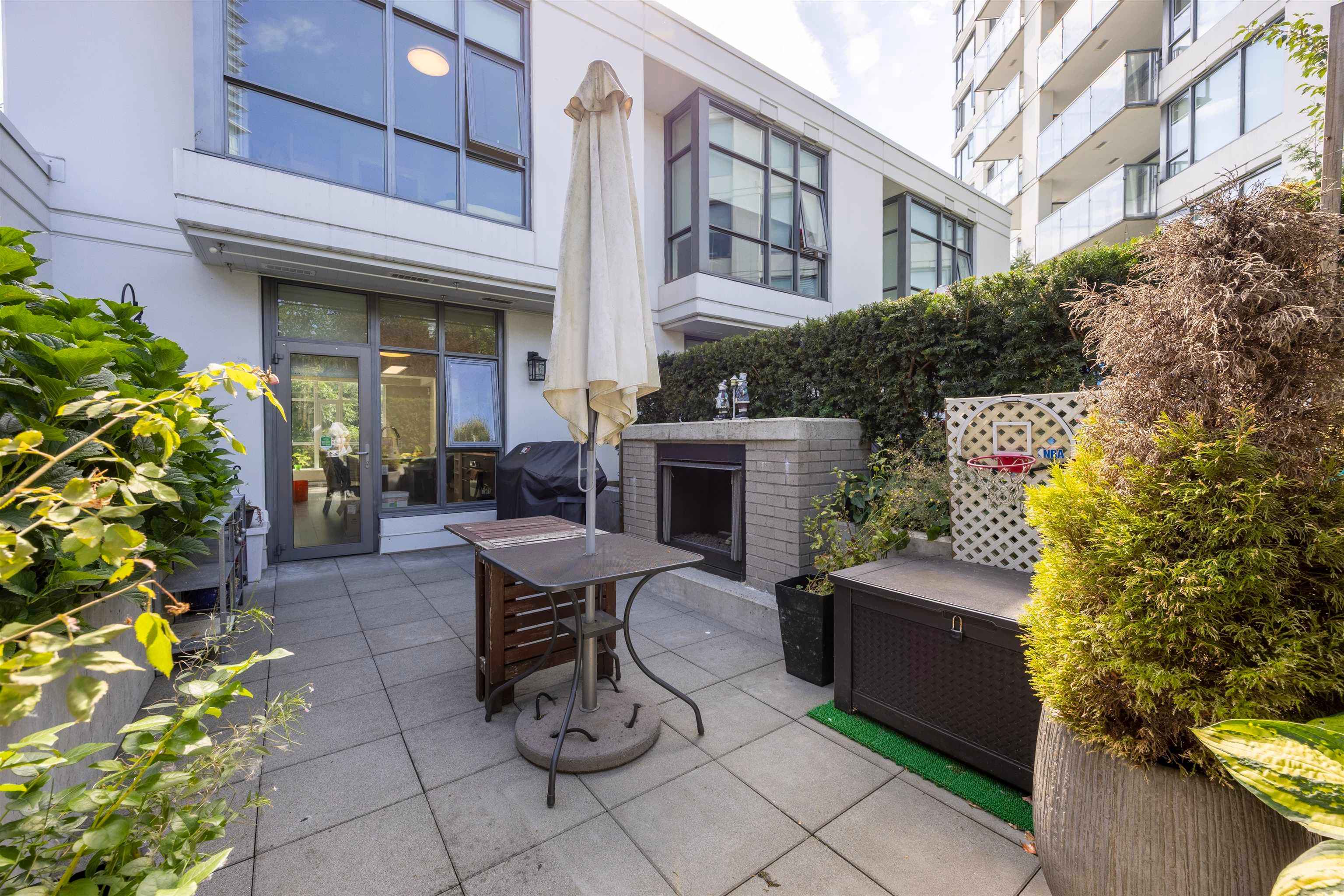 103 - 578 Emerson Street, Coquitlam, V3J 0G4 — photo 1