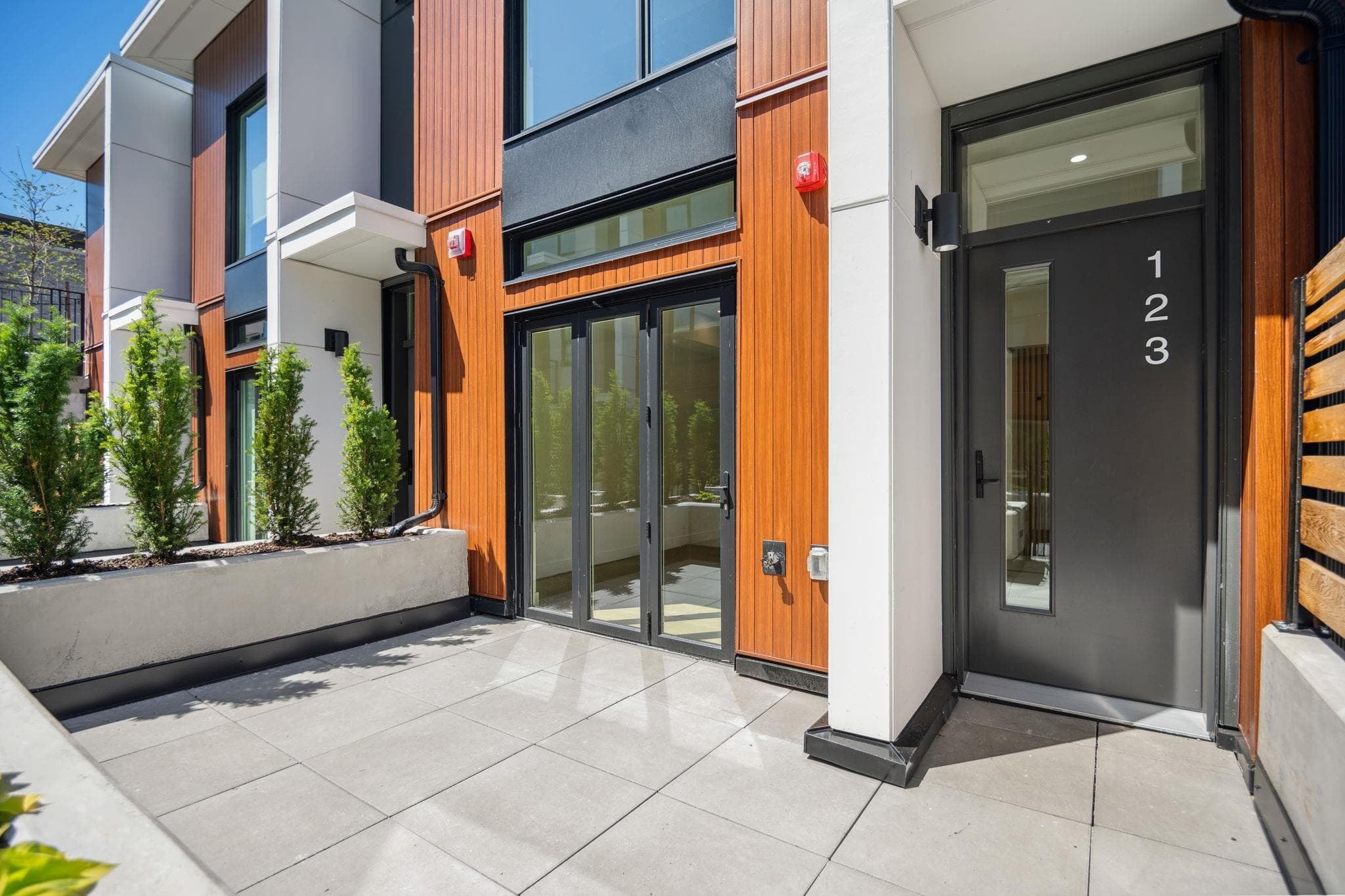 123 - 725 W 49 Avenue, Vancouver, V5Z 0L1 — photo 1