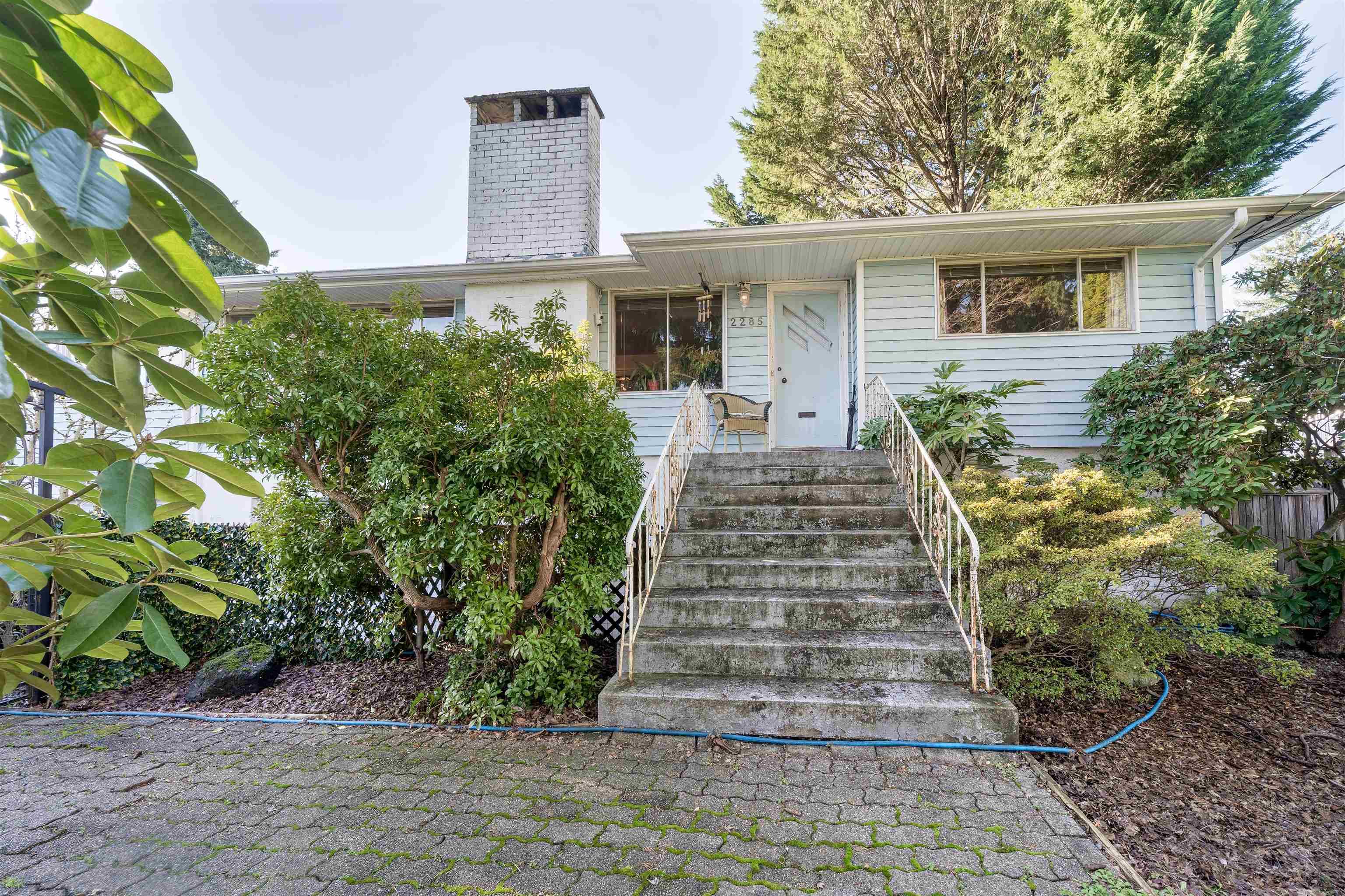 2285 Viewlynn Drive, North Vancouver — sold