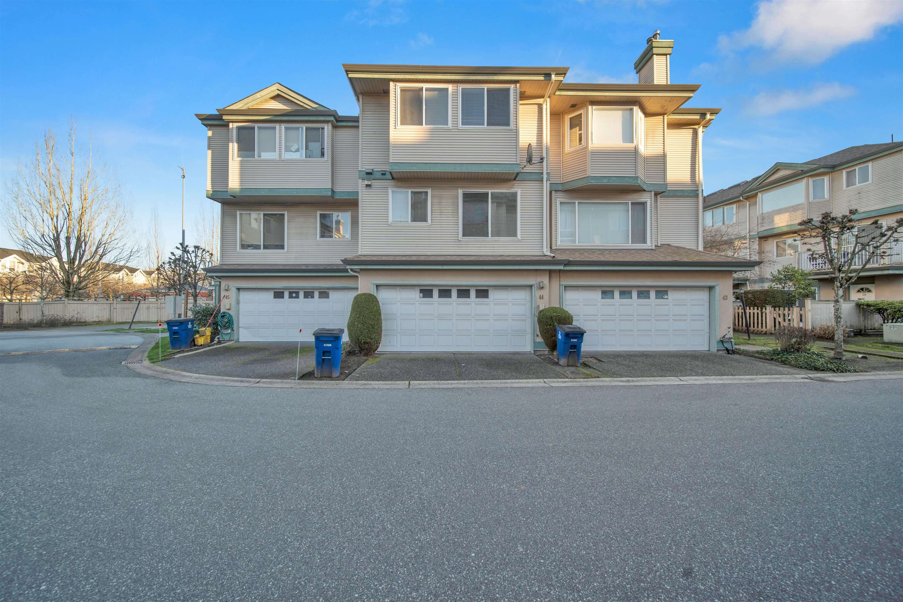 44 - 22800 Windsor Court, Richmond, V6V 2X6 — photo 3
