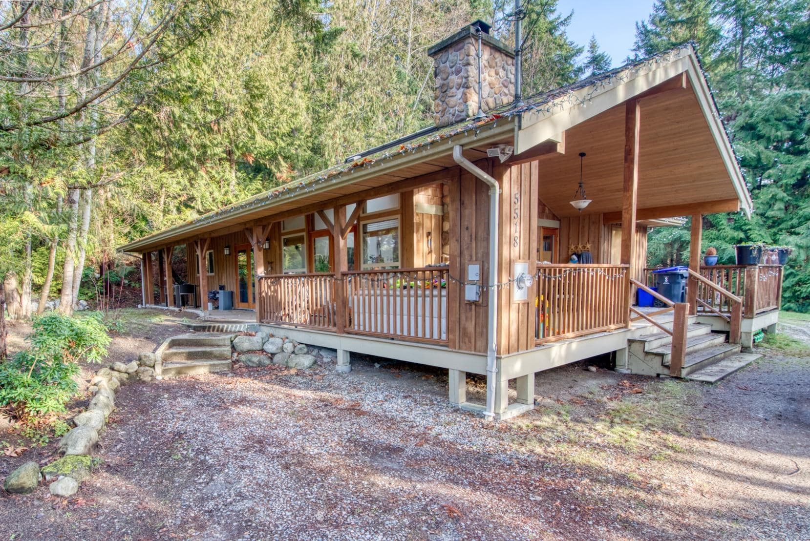 5518 Wakefield Road, Sechelt