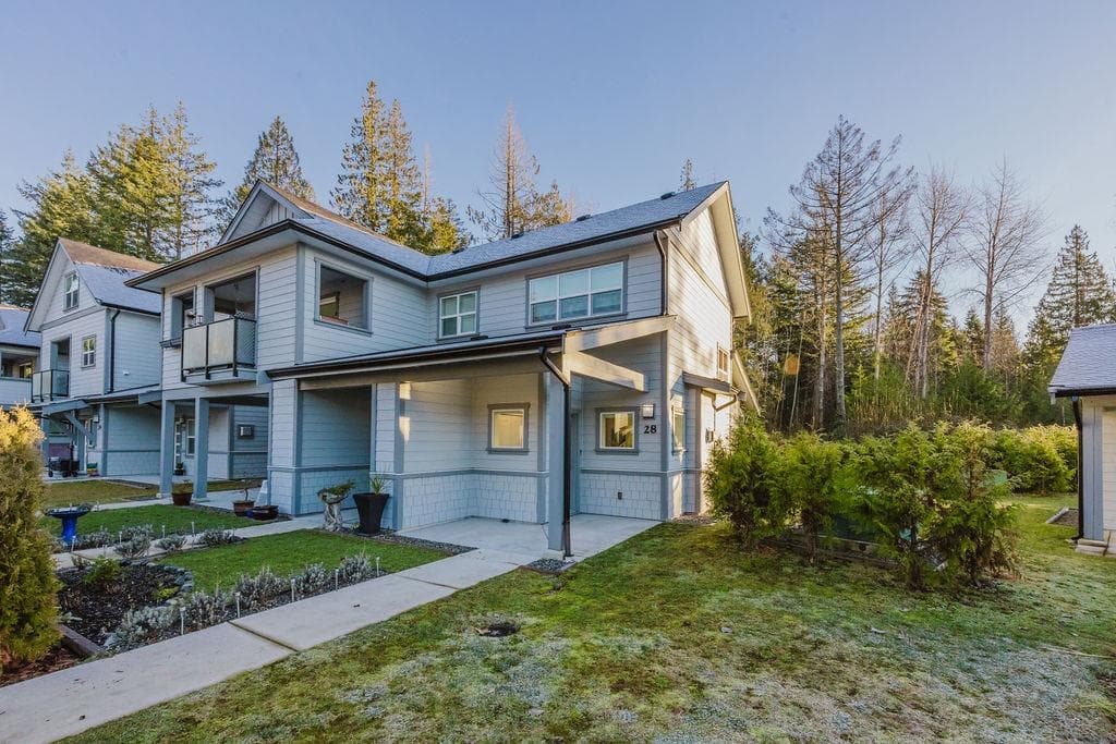 28 - 950 Woodsworth Road, Gibsons