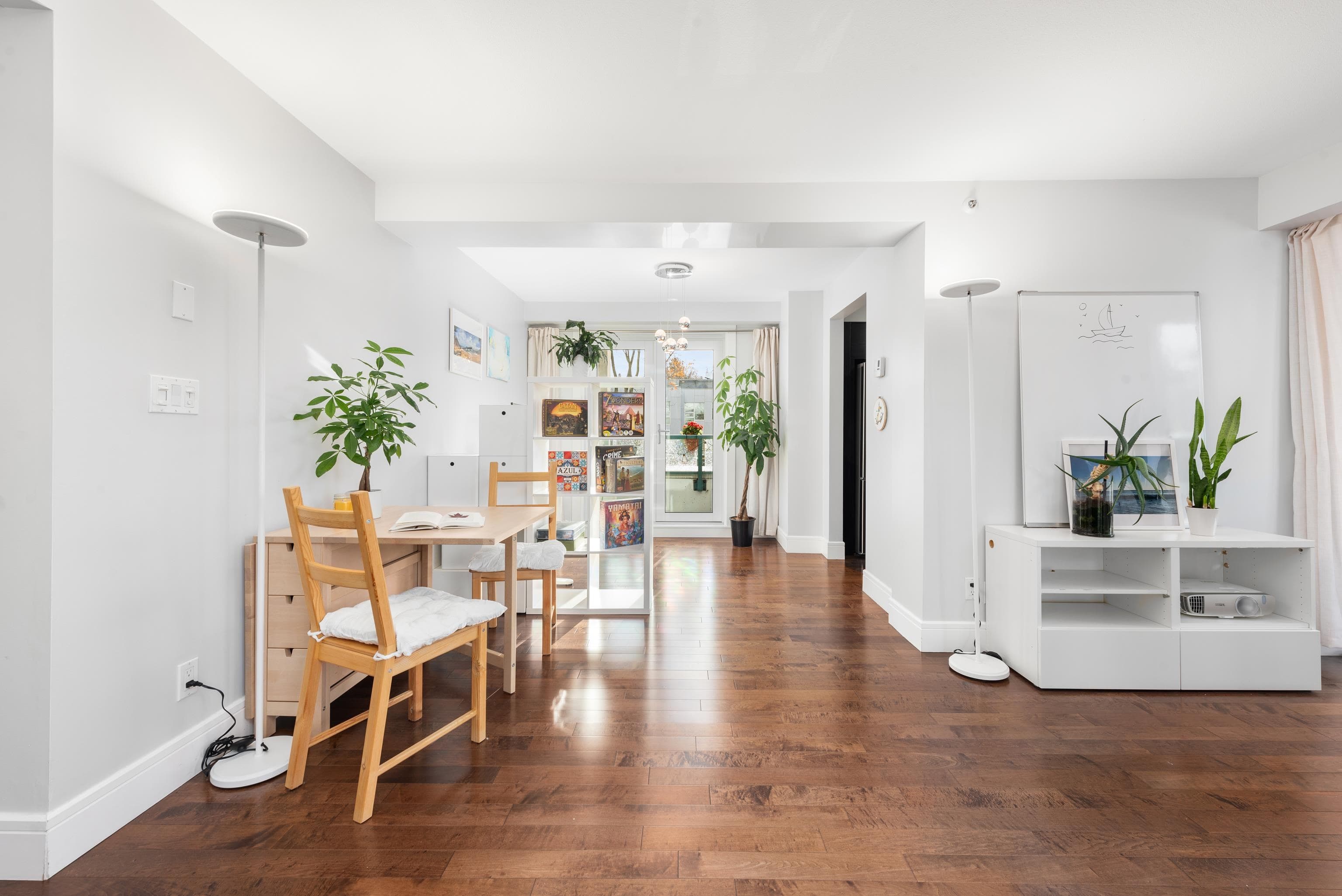 206 - 2988 Alder Street, Vancouver, V6H 4C3 — photo 2
