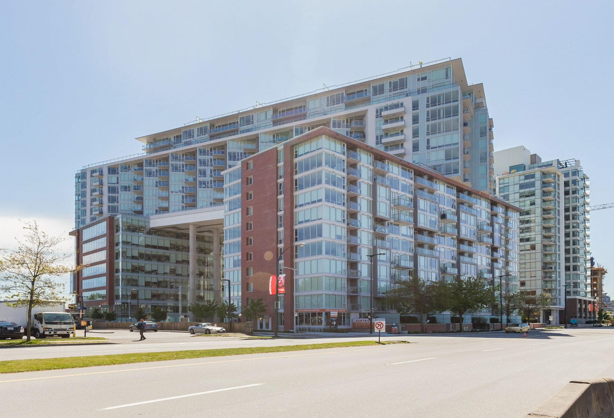 1706 - 1618 Quebec Street, Vancouver, V6A 0C5 — photo 3